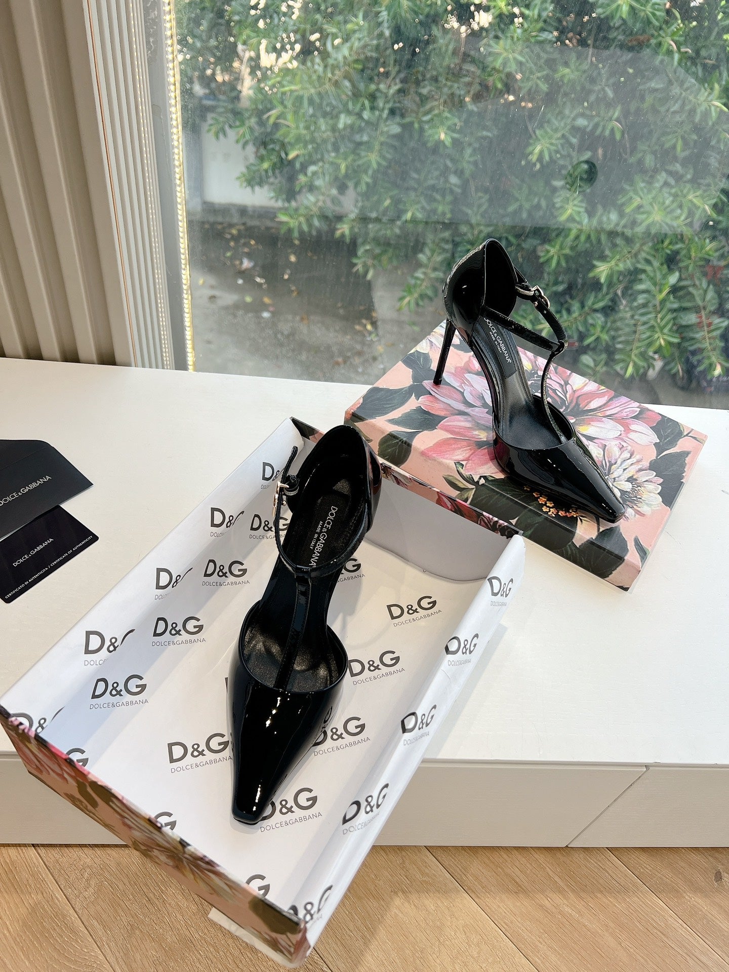 Dolce & Gabbana Patent Leather Heels – 2025 Collection