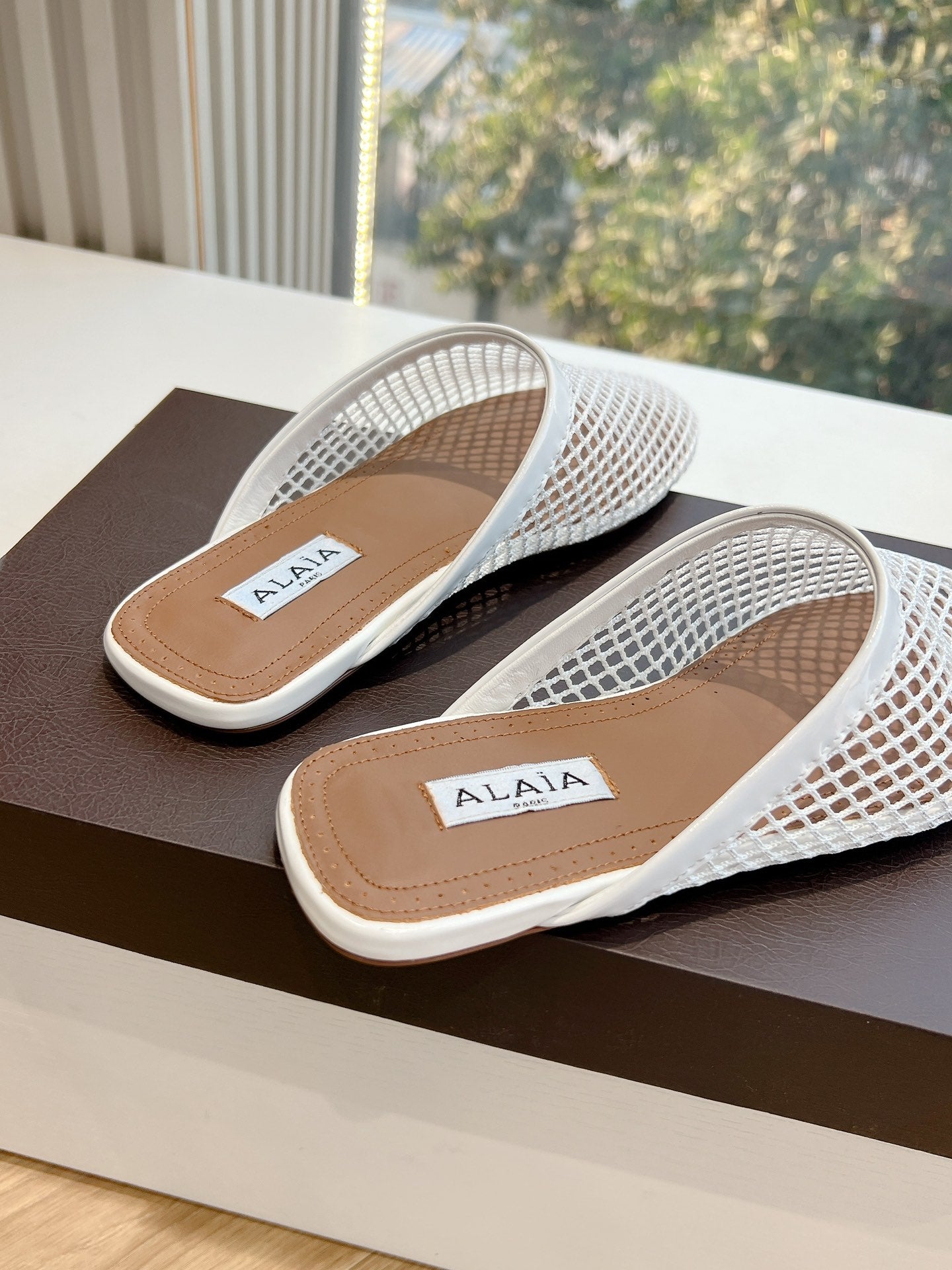 Alaïa Fishnet Mules – 2025 SS