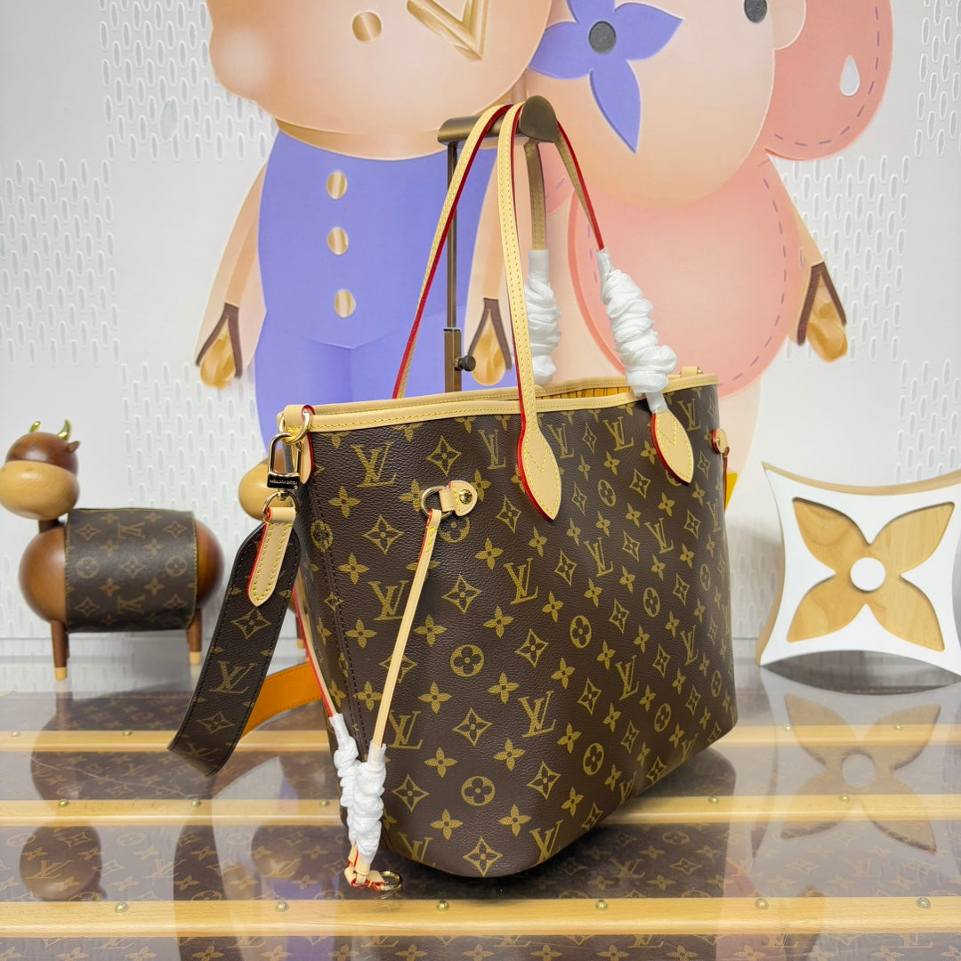 Louis Vuitton Neverfull Bandoulière Inside Out Tote Bag