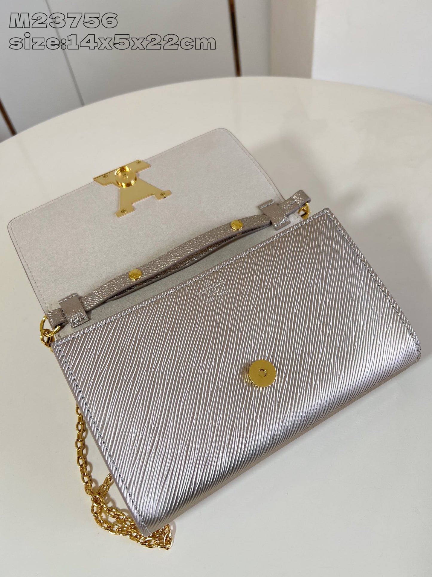 Louis Vuitton Pochette Louise Chain Bag