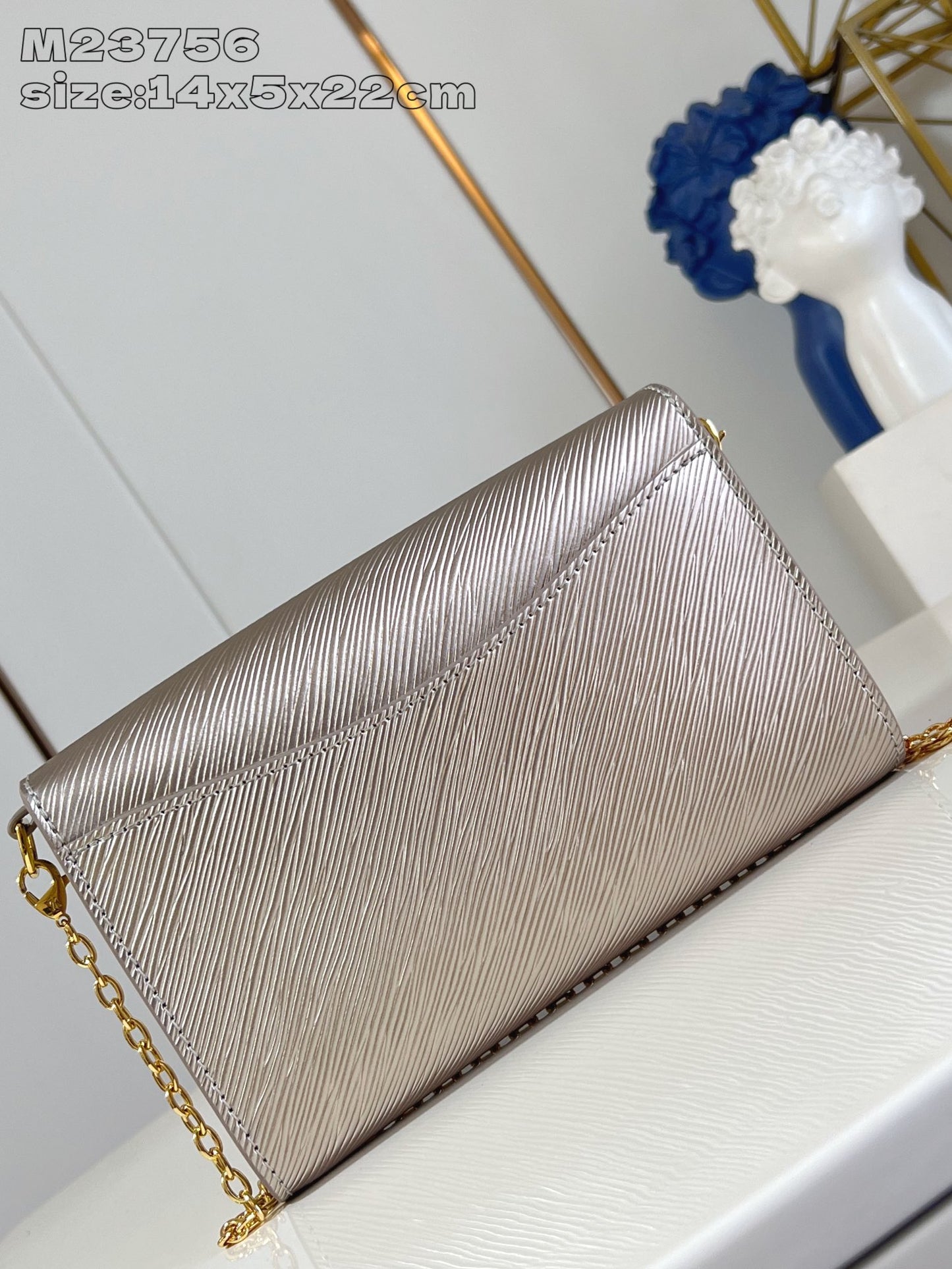 Louis Vuitton Pochette Louise Chain Bag