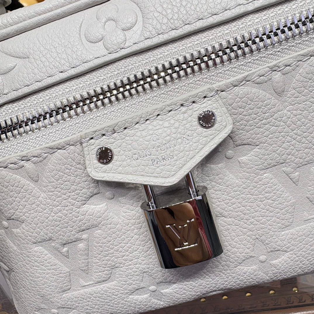 Louis Vuitton Monogram Vanity Chain Pouch Handbag