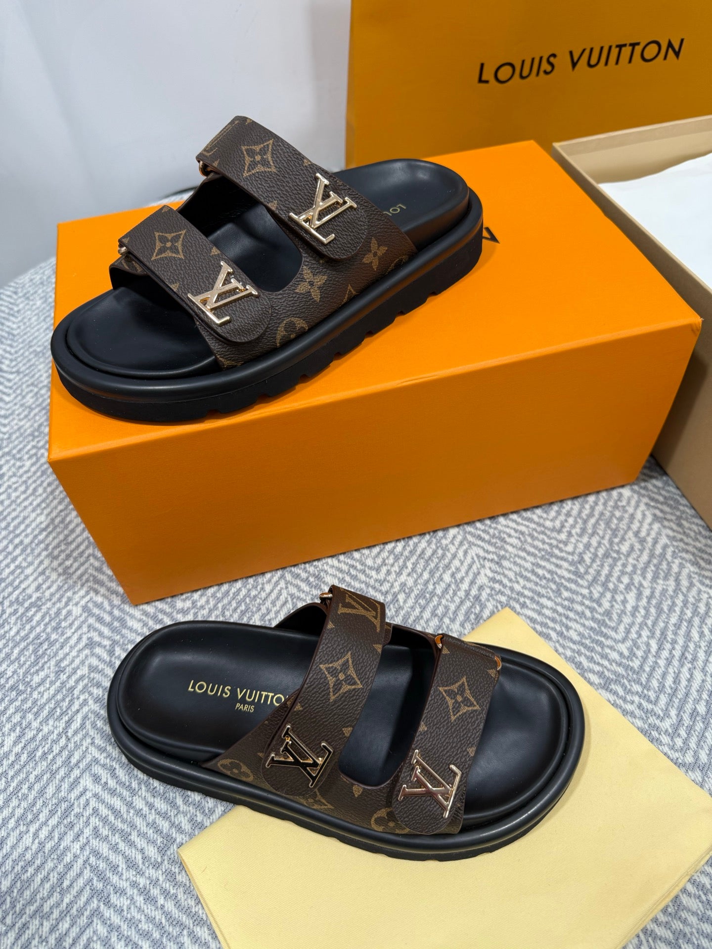 Louis Vuitton Velcro Platform Slippers – Spring/Summer 2024