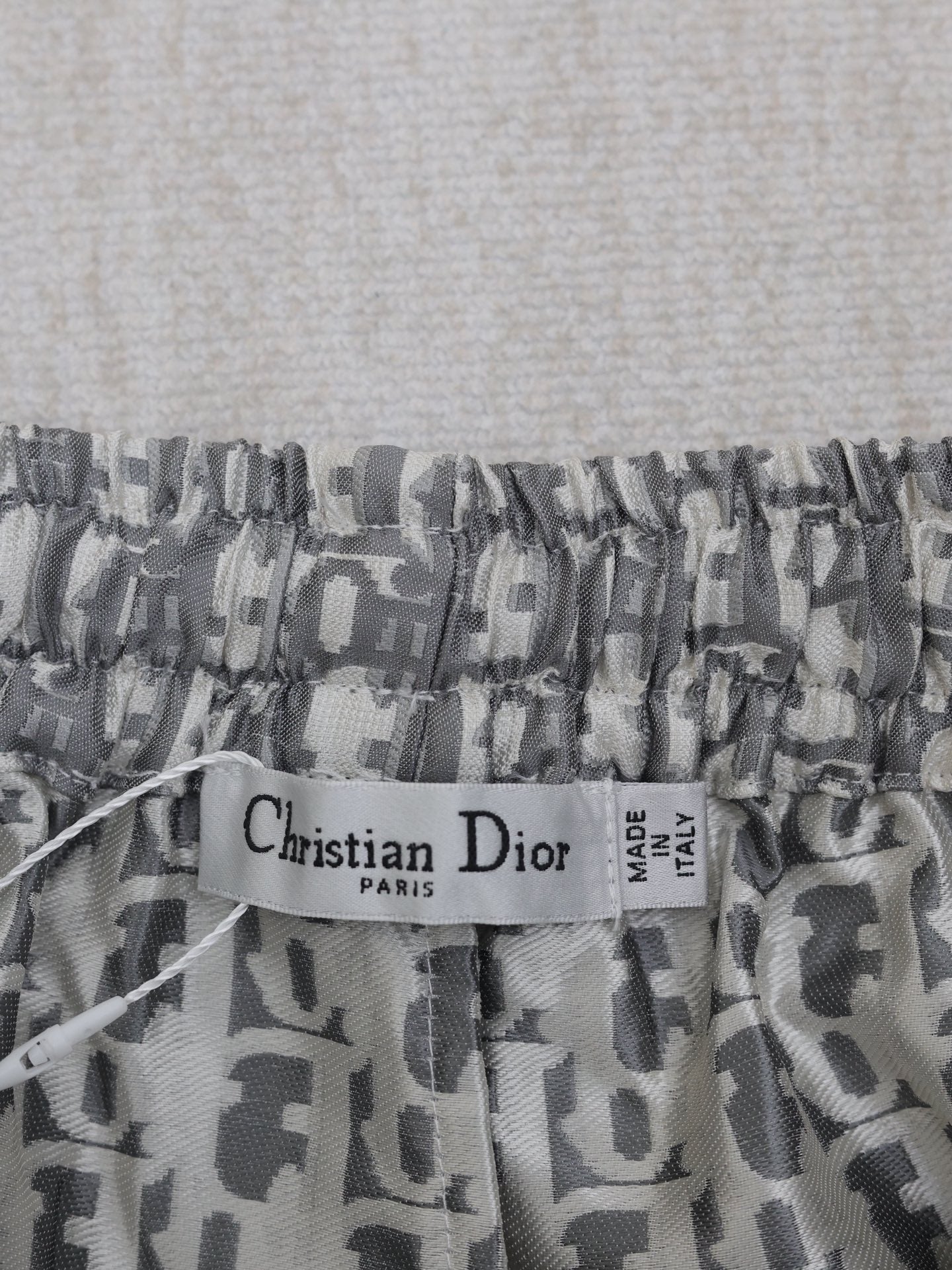 Dior Gold Taffeta Jacquard Oblique Shorts – 2025