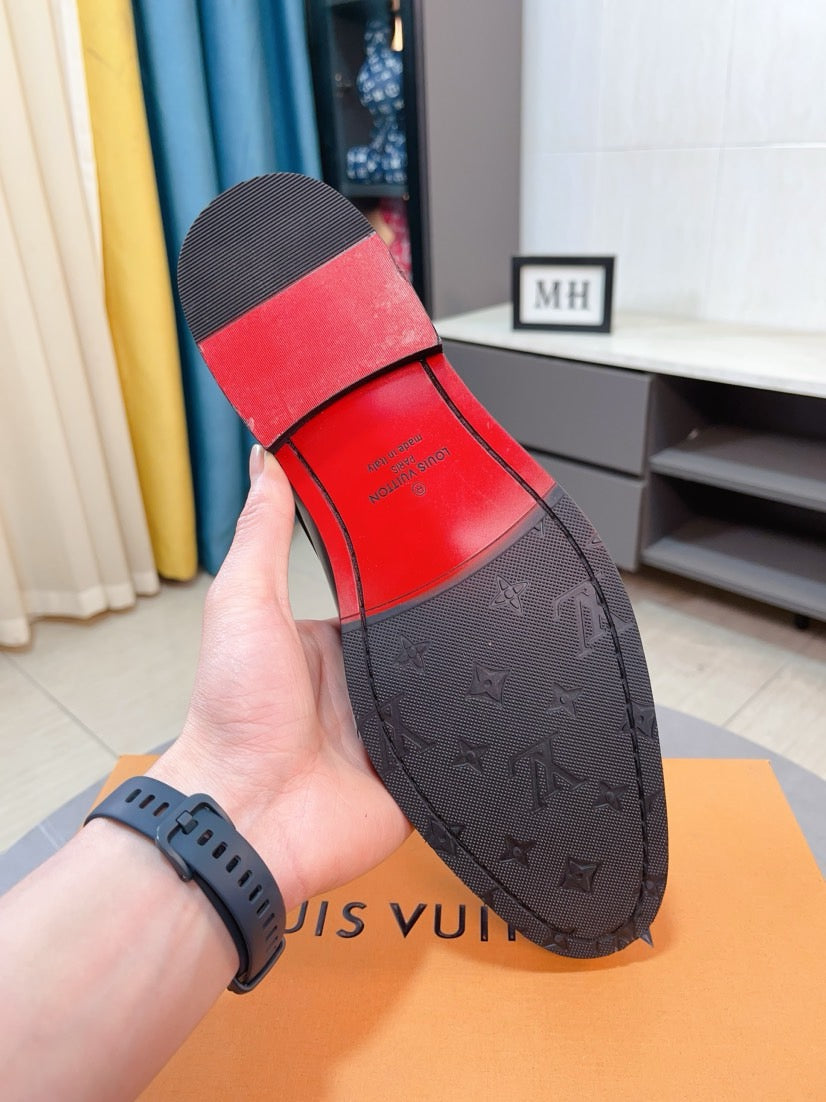 Louis Vuitton Men's Business Casual Leather Shoes
