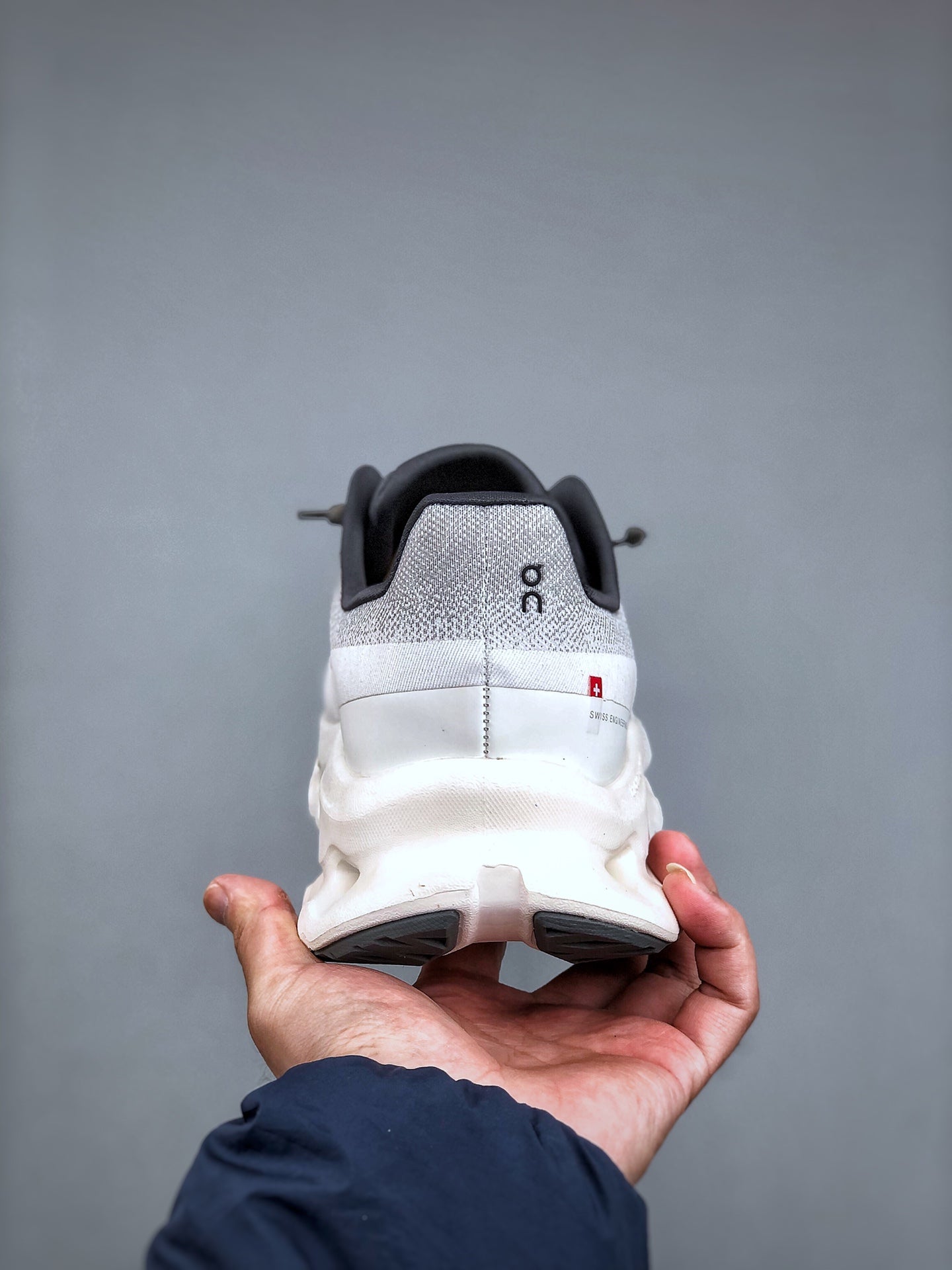 On Cloudtilt Lightweight Sneakers