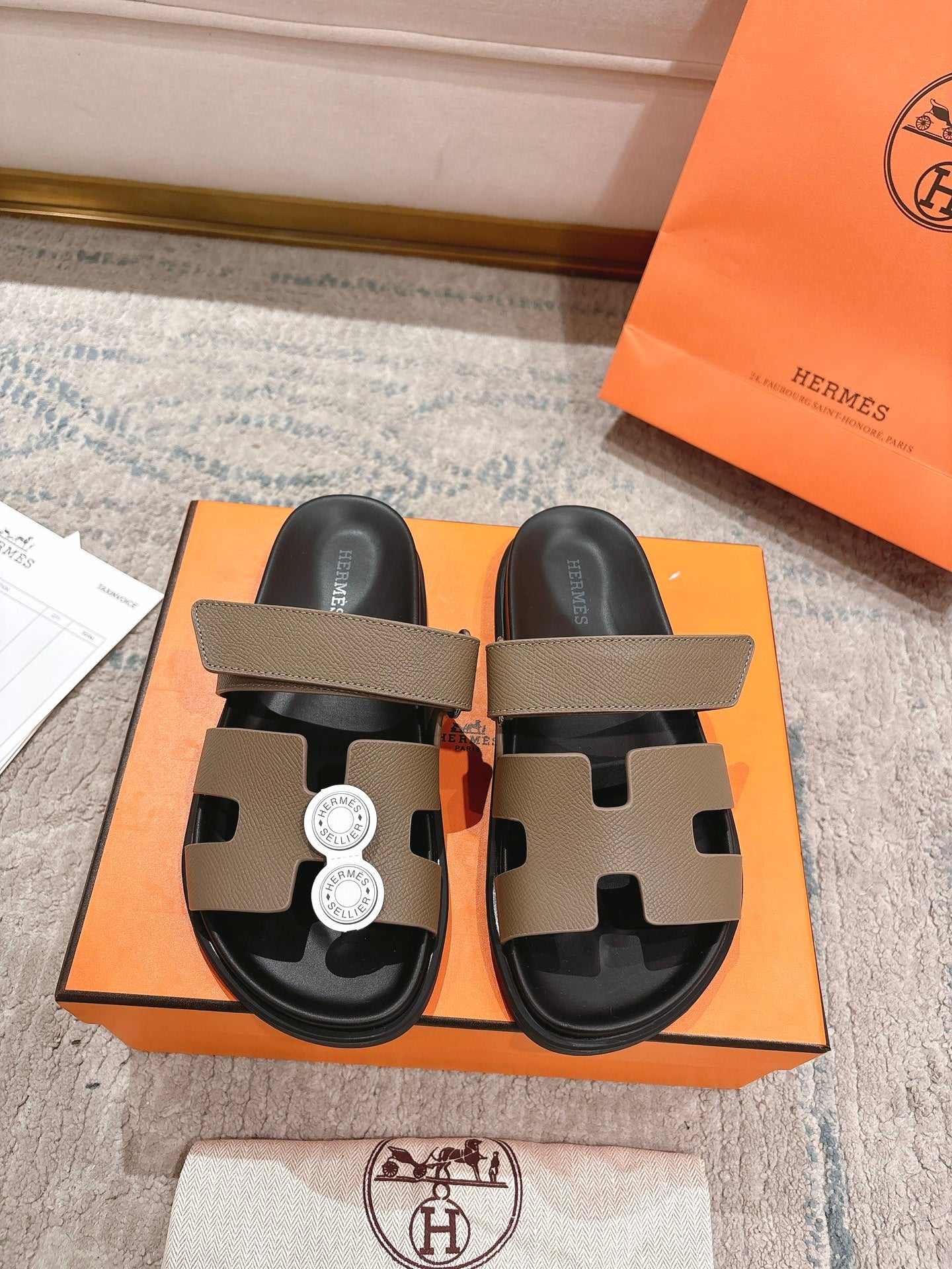Hermès Chypre Leather Slides