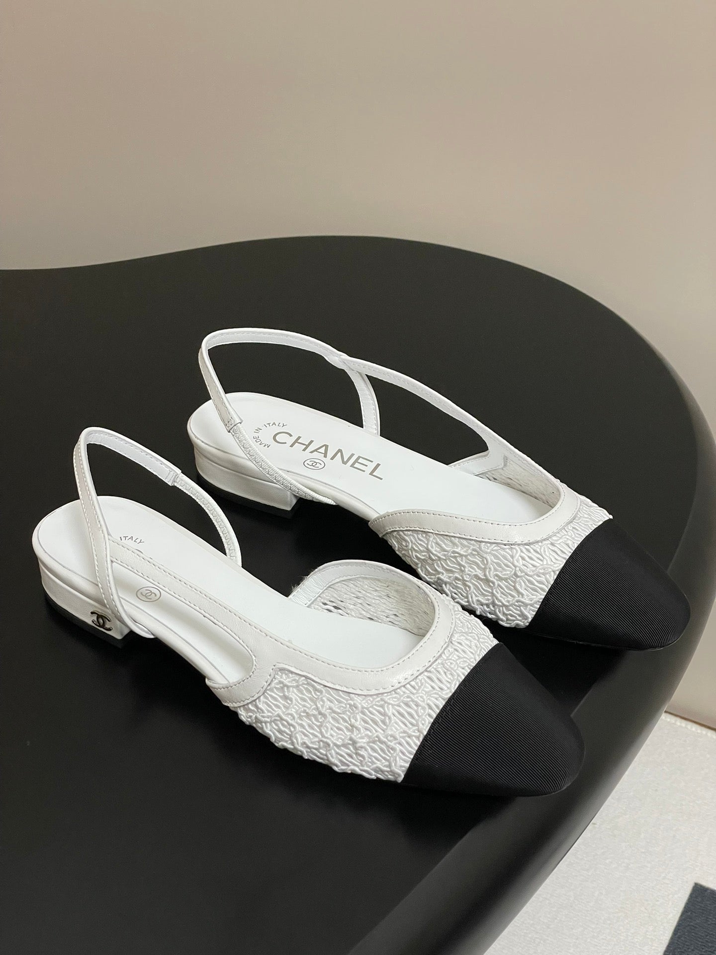 Chanel Lace Mesh Two-Tone Slingback Sandals – 2025 Spring Collection