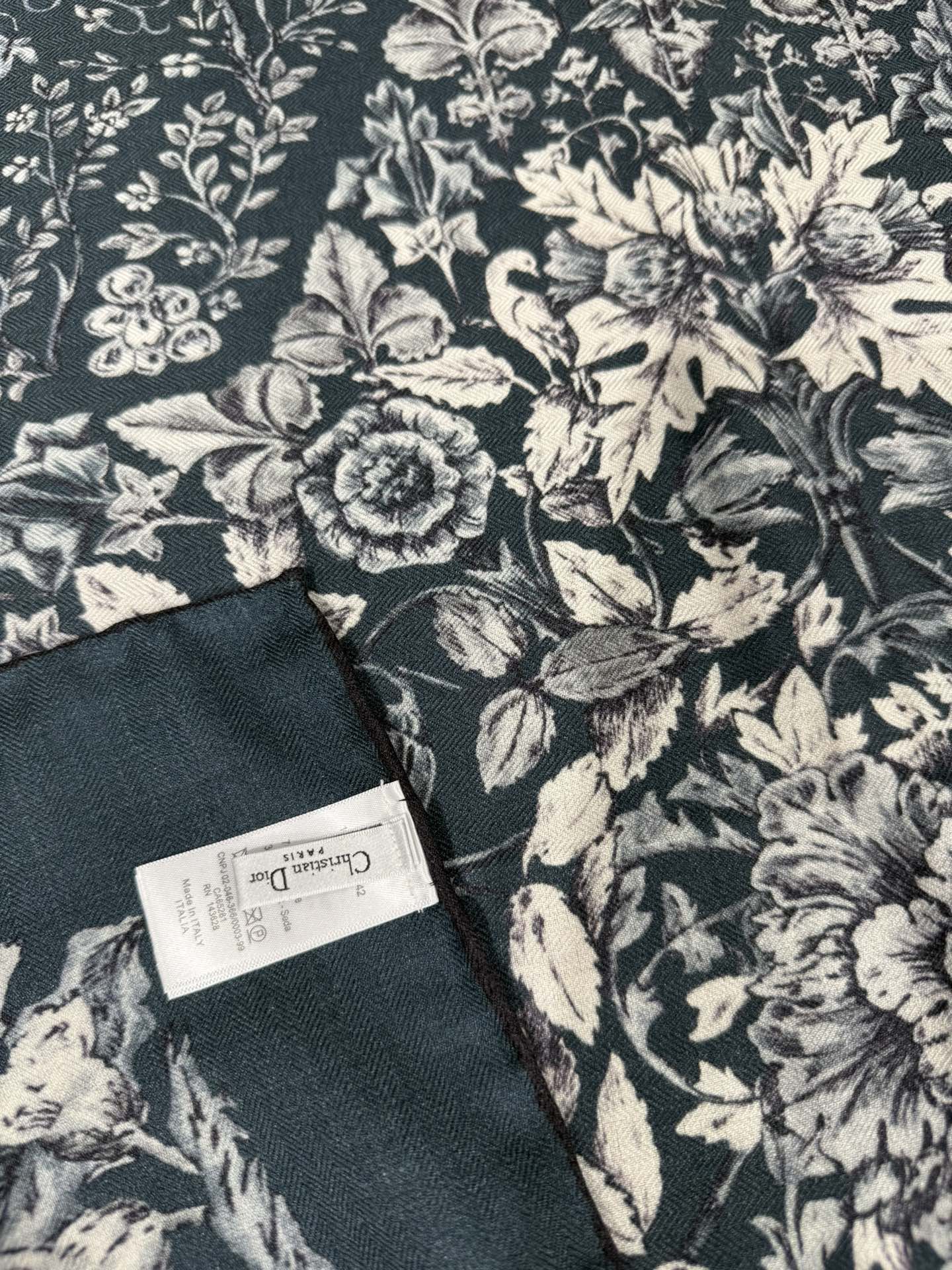 Dior Cashmere Silk Square Scarf – 2025 Collection