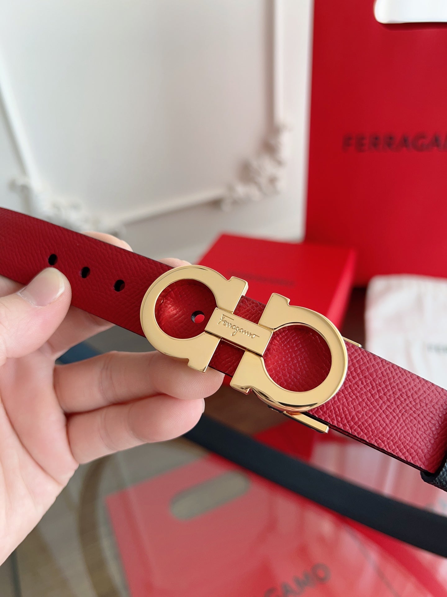 Ferragamo Women's Reversible Leather Belt