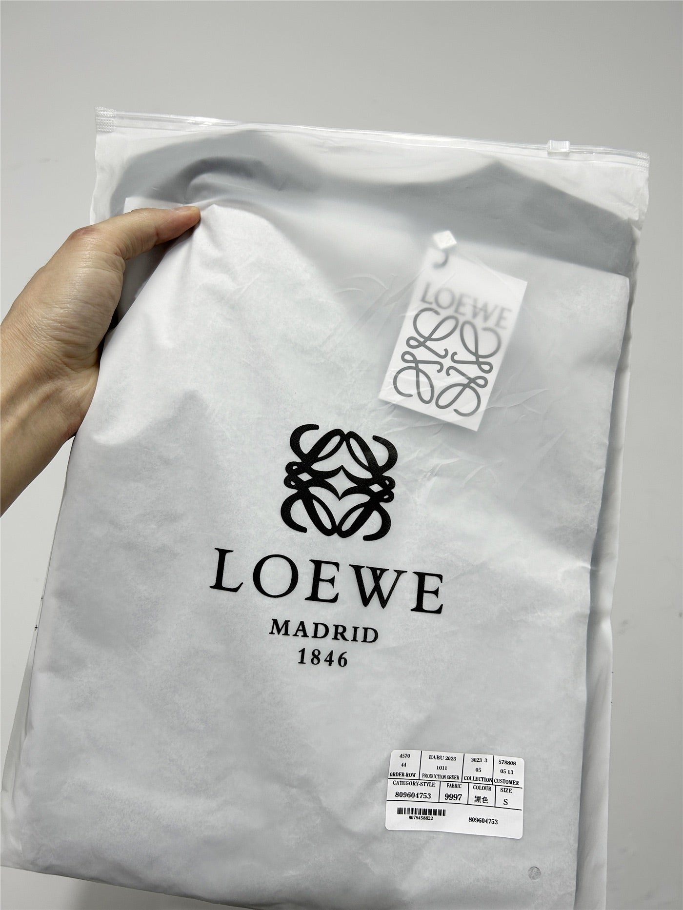 Loewe Pocket Embroidery Logo T-Shirt – 2025 Spring/Summer Collection