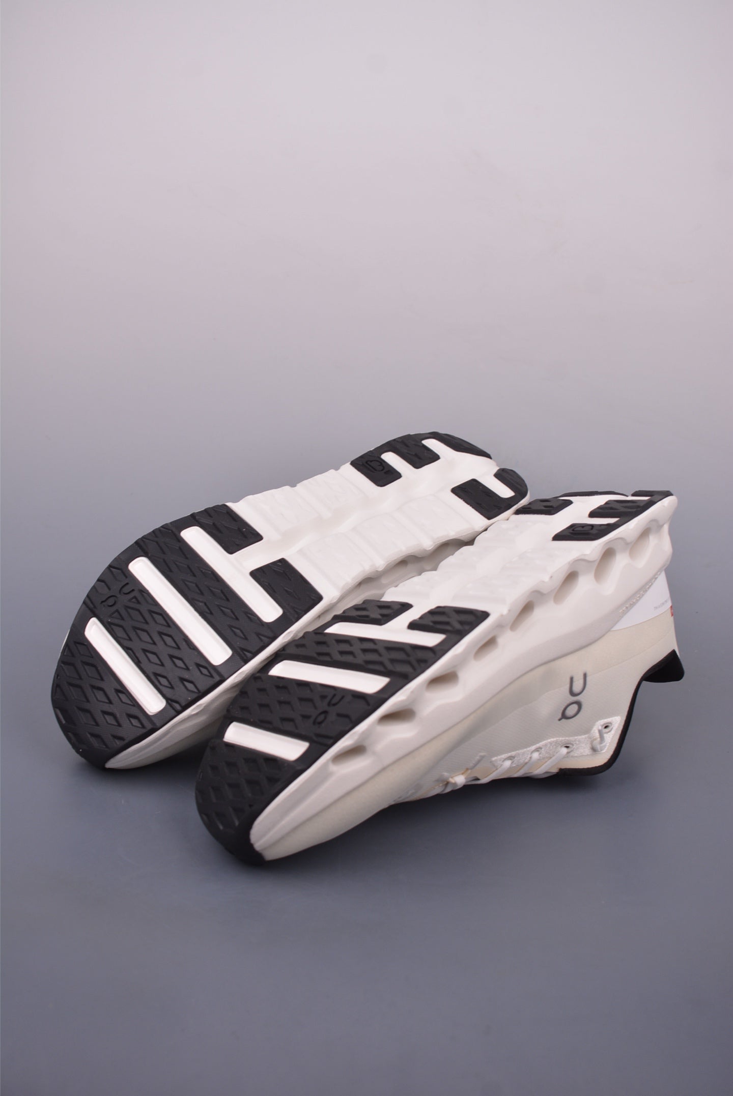 On Cloudmonster Hyper Running Shoes