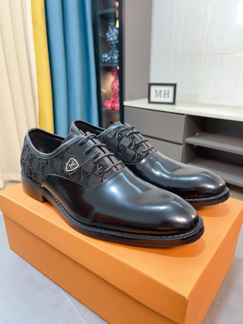 Louis Vuitton Men's Business Casual Leather Shoes