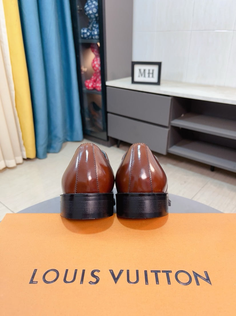 Louis Vuitton Men's Business Casual Leather Shoes