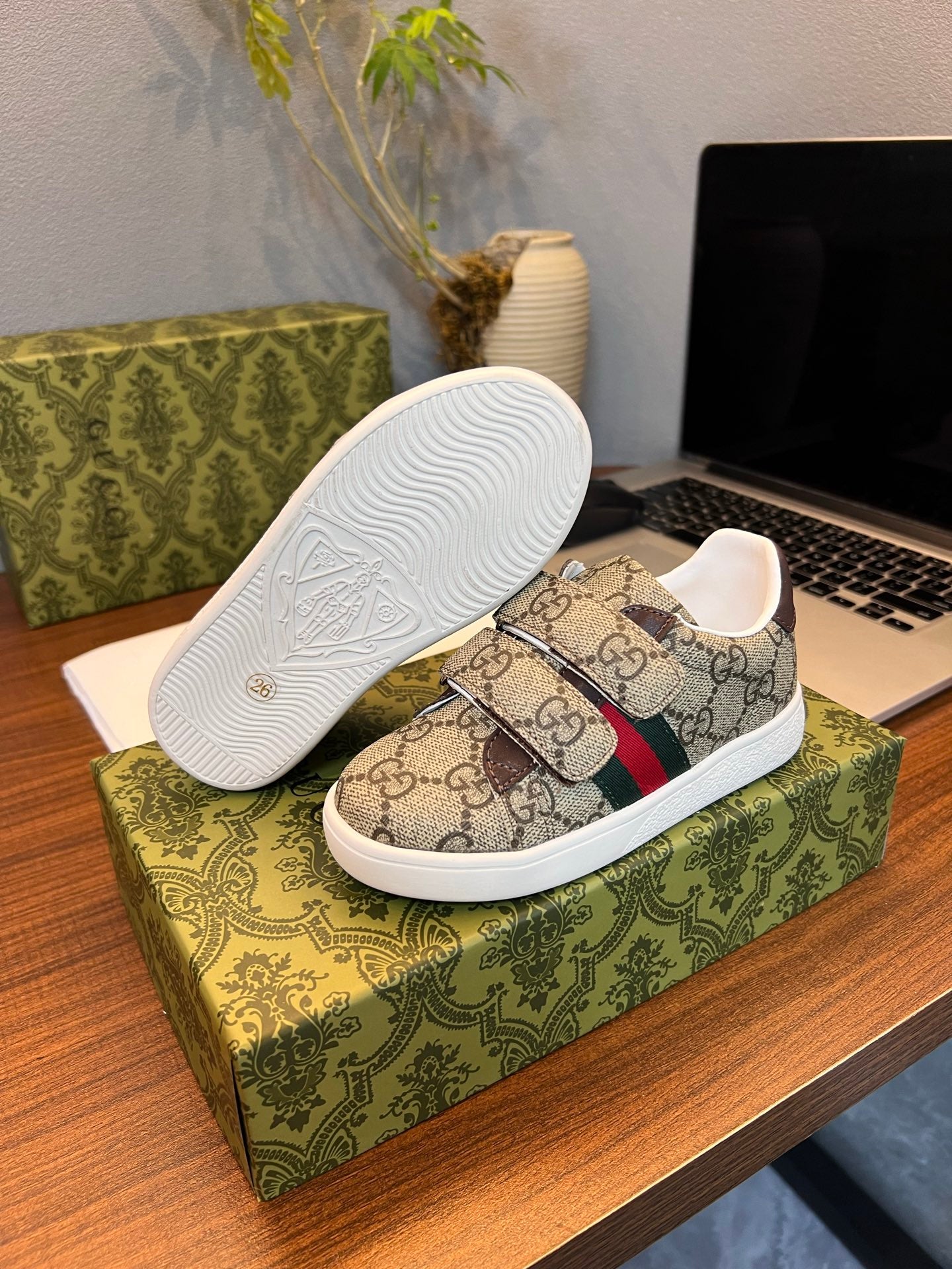 Gucci Kids Sheepskin-Lined Sneakers