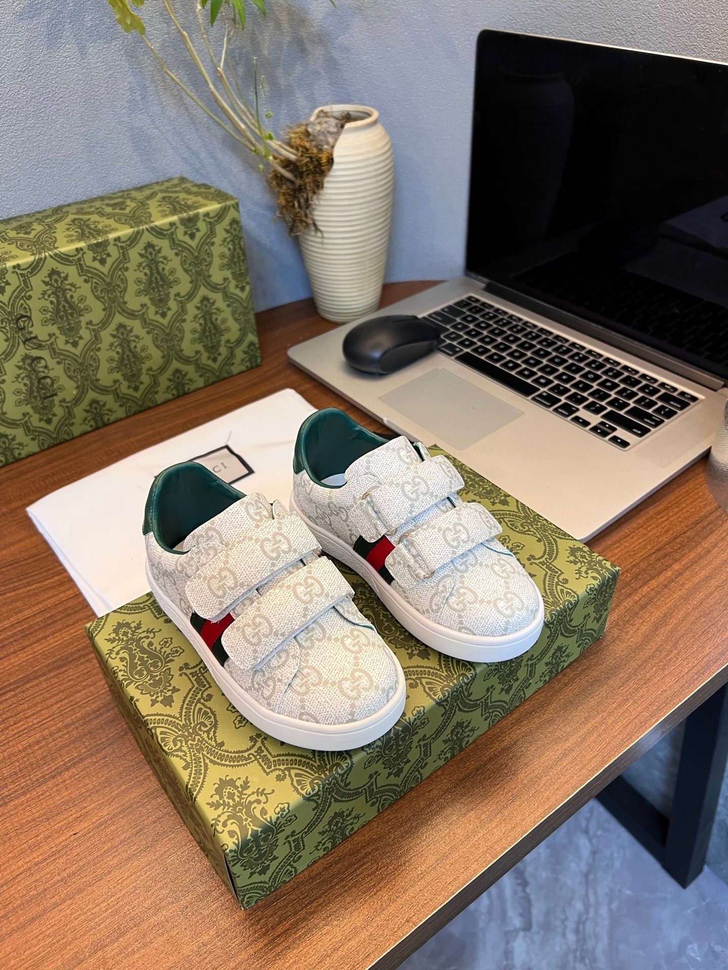 Gucci Kids Sheepskin-Lined Sneakers