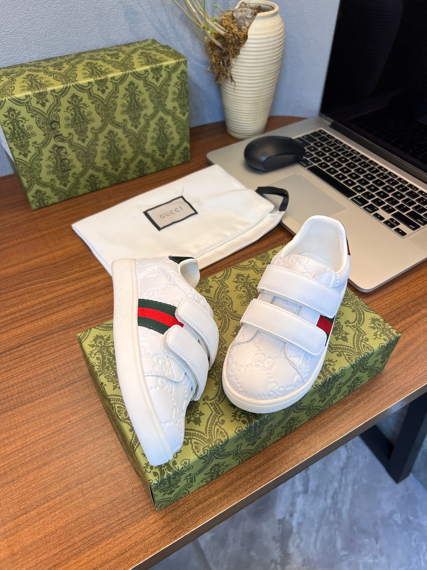 Gucci Kids Sheepskin-Lined Sneakers