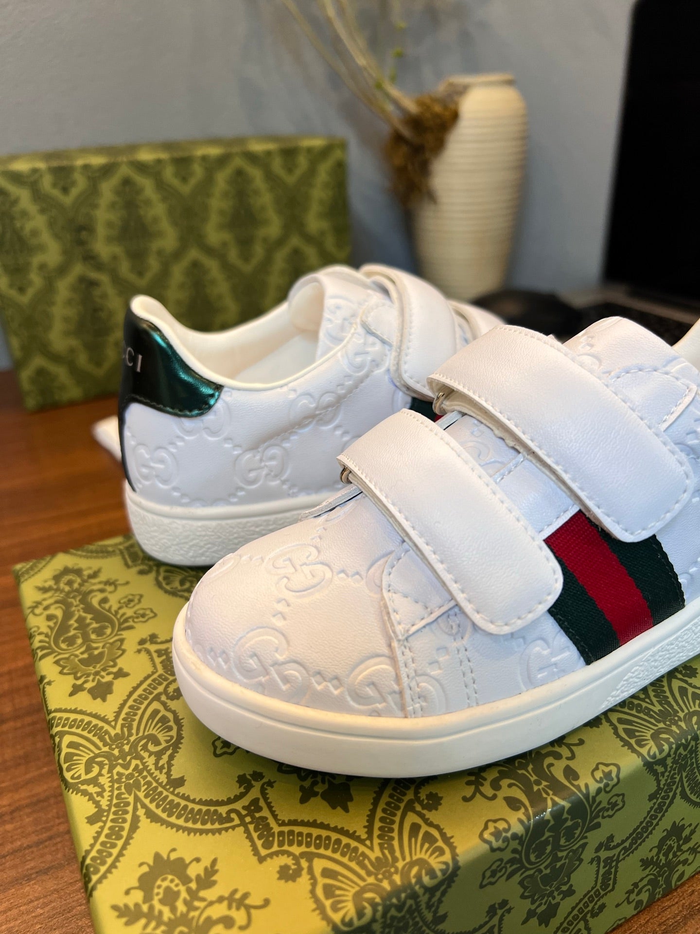 Gucci Kids Sheepskin-Lined Sneakers
