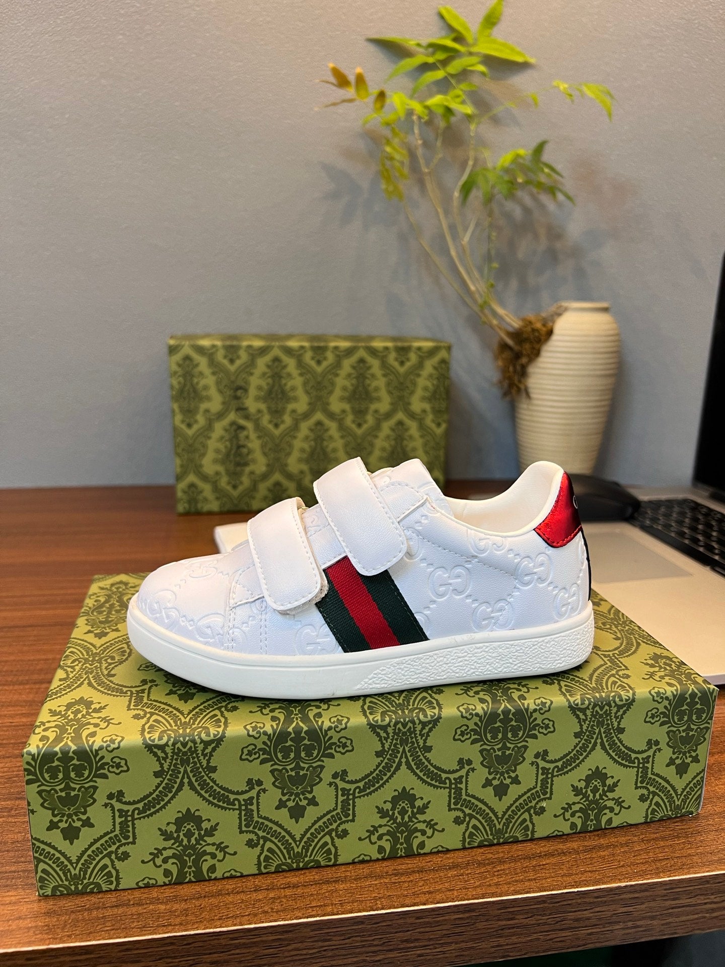 Gucci Kids Sheepskin-Lined Sneakers