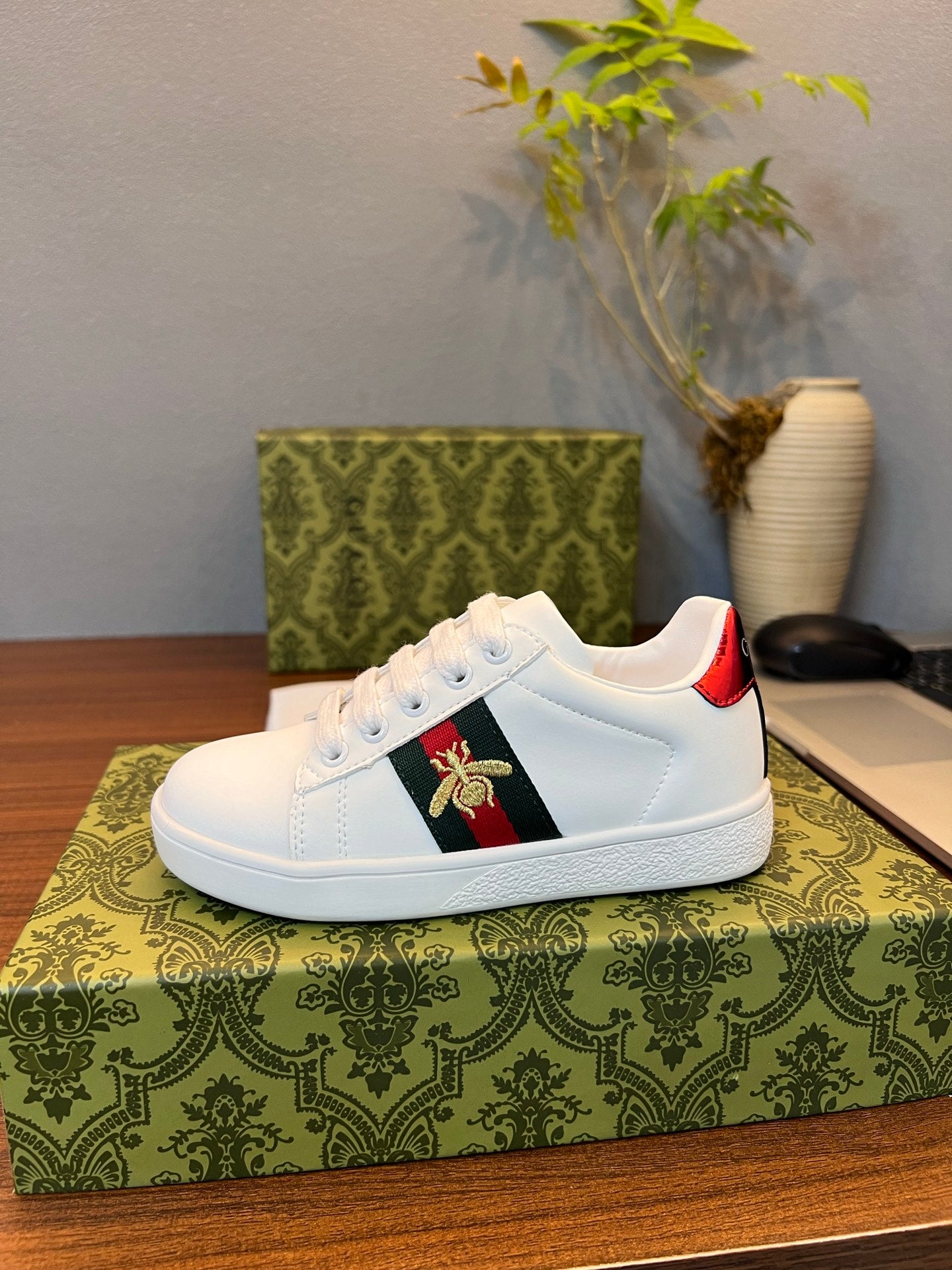 Gucci Kids Sheepskin-Lined Sneakers