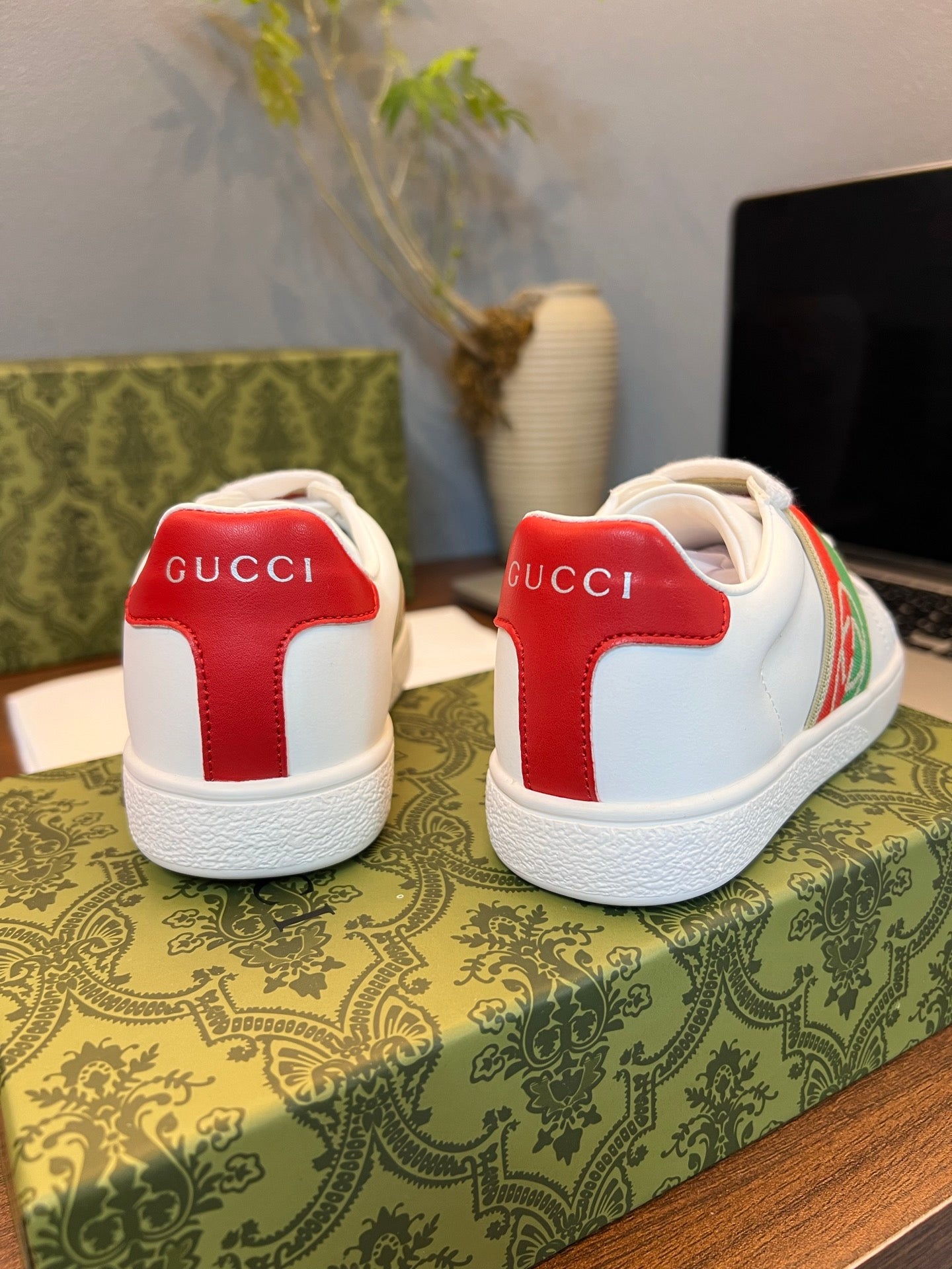 Gucci Kids Sheepskin-Lined Sneakers