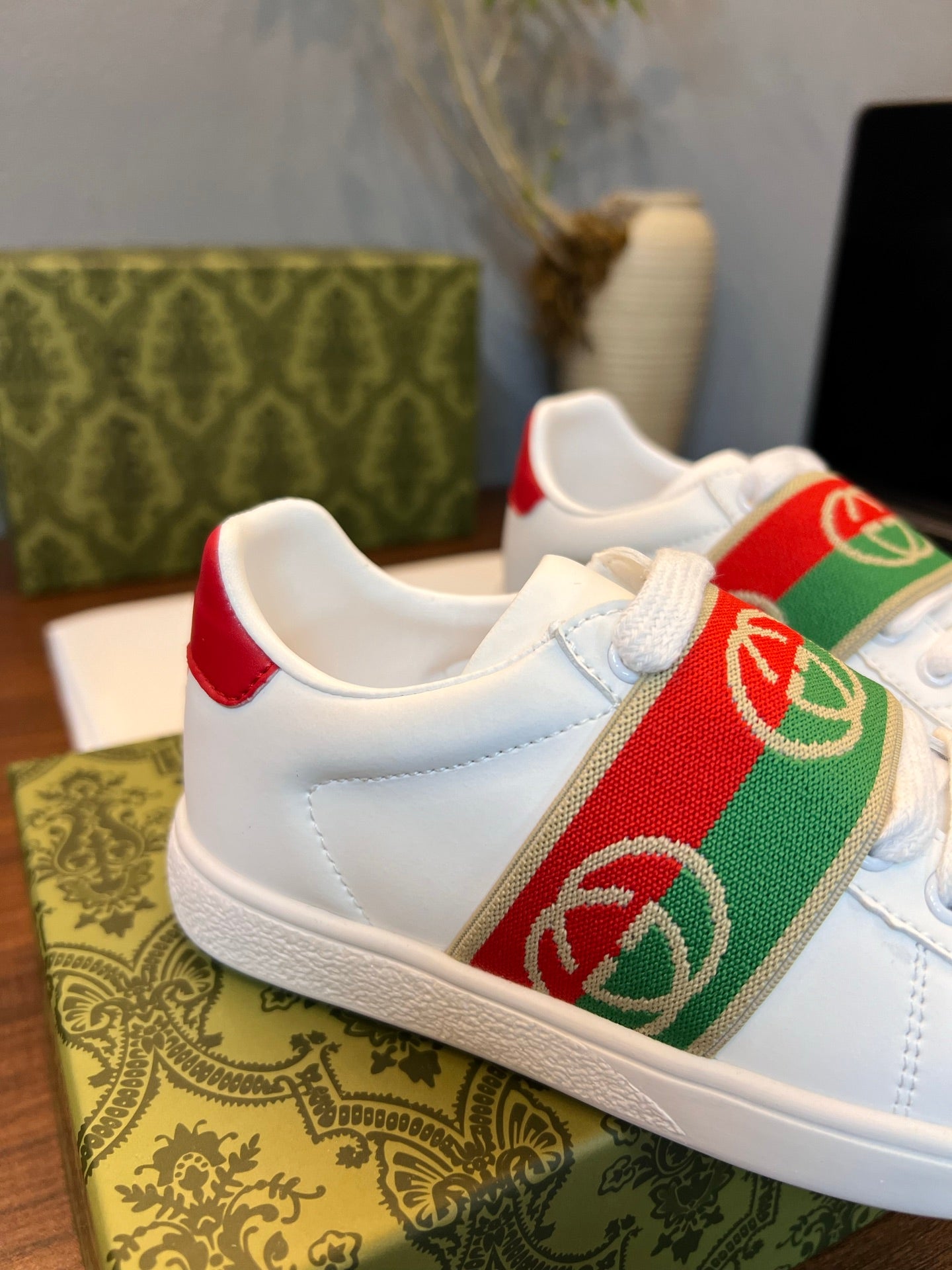 Gucci Kids Sheepskin-Lined Sneakers
