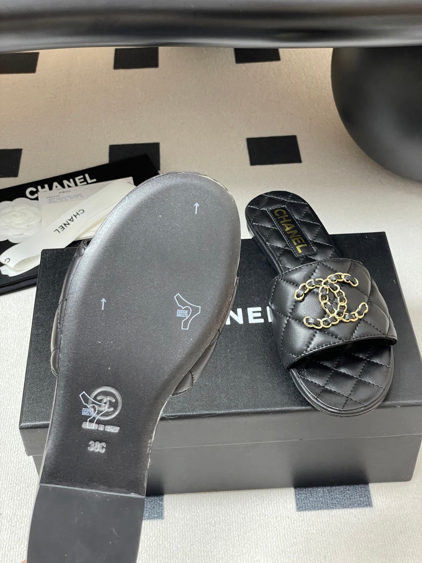 Chanel Quilted Chain Flat Sandals – Spring/Summer Collection