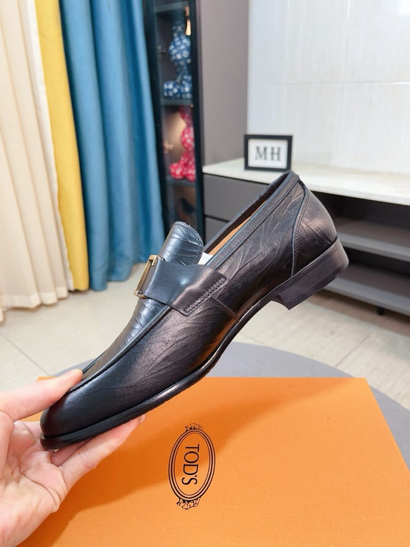 Tod's Embossed Leather Casual Loafers