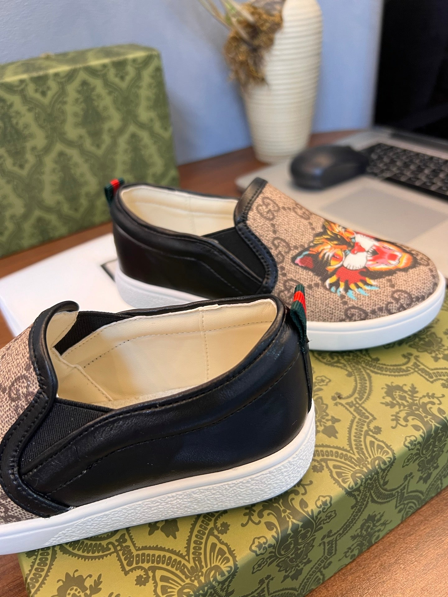 Gucci Kids Sheepskin-Lined Sneakers
