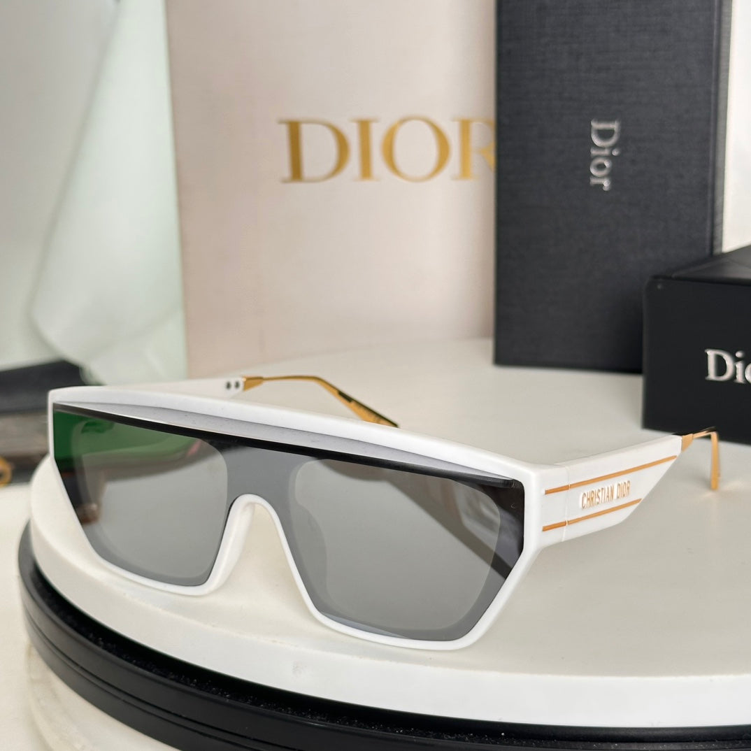 Dior DiorClub M7U Sunglasses