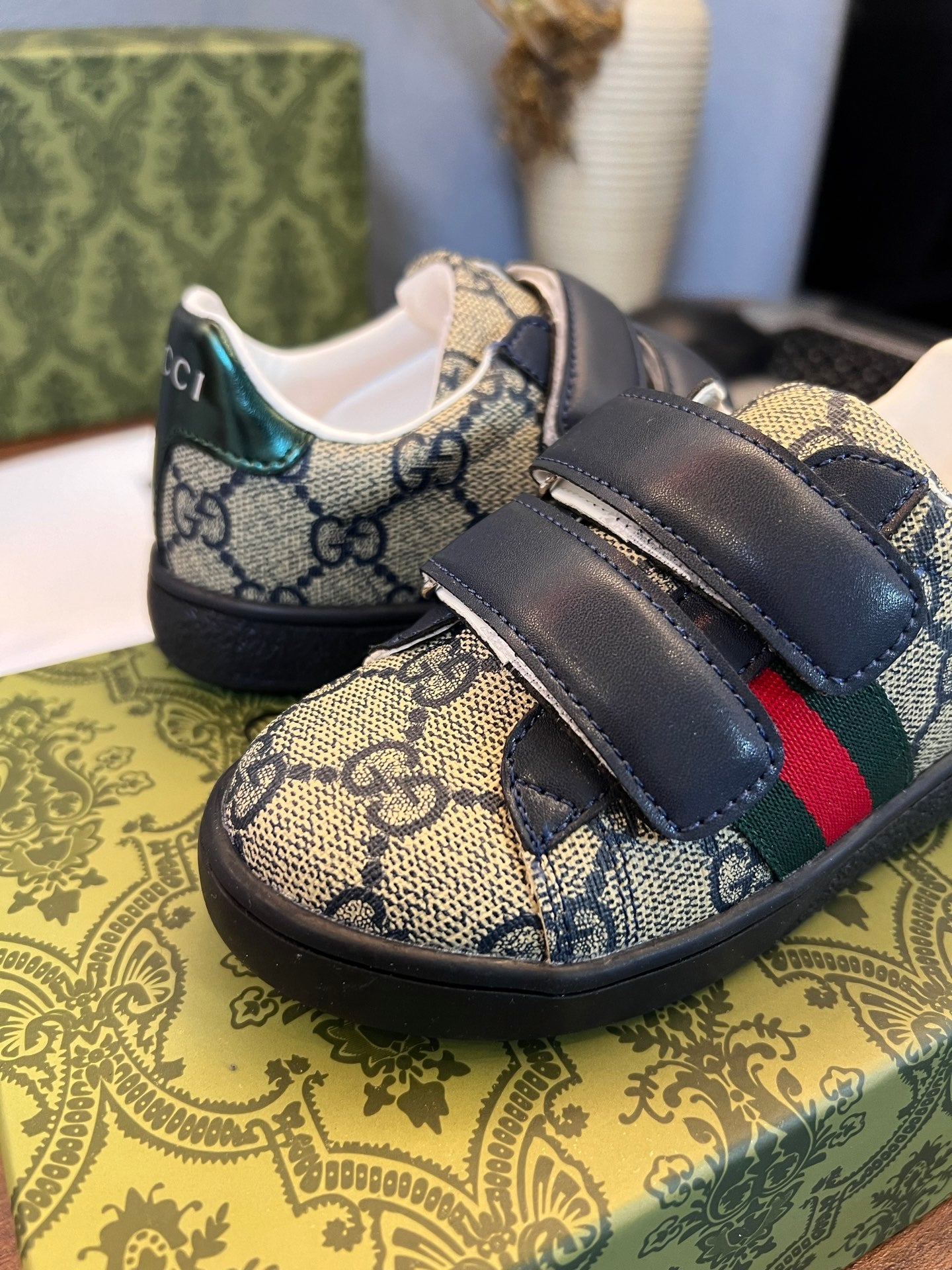 Gucci Kids Sheepskin-Lined Sneakers