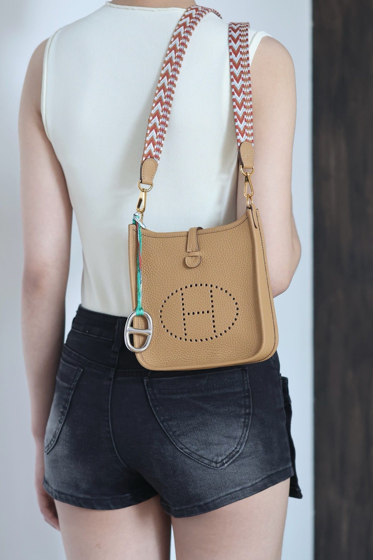 Hermès Mini Evelyne TPM – Biscuit with Colorful Strap
