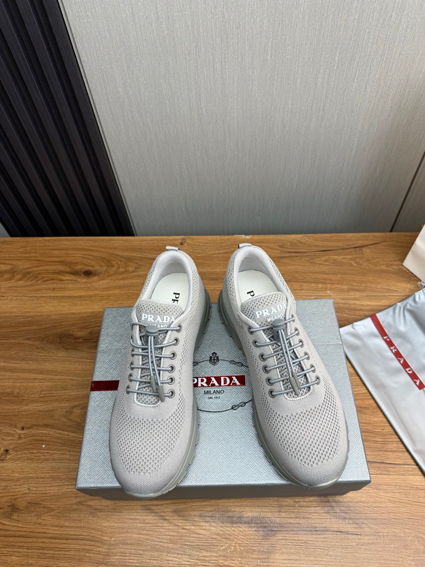 Prada Men's High-Quality Sneakers