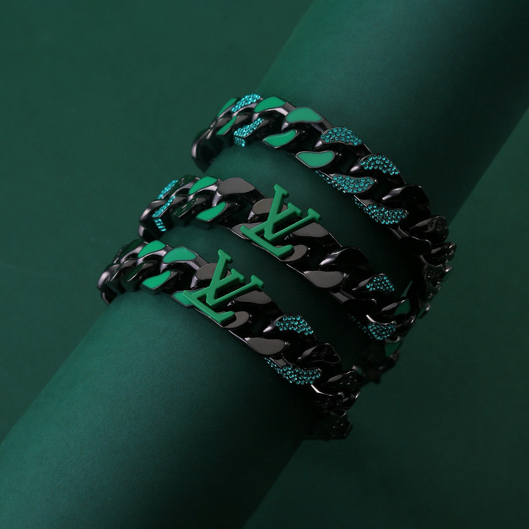 Louis Vuitton Chain Links Patches Necklace – 2020 Spring/Summer Collection