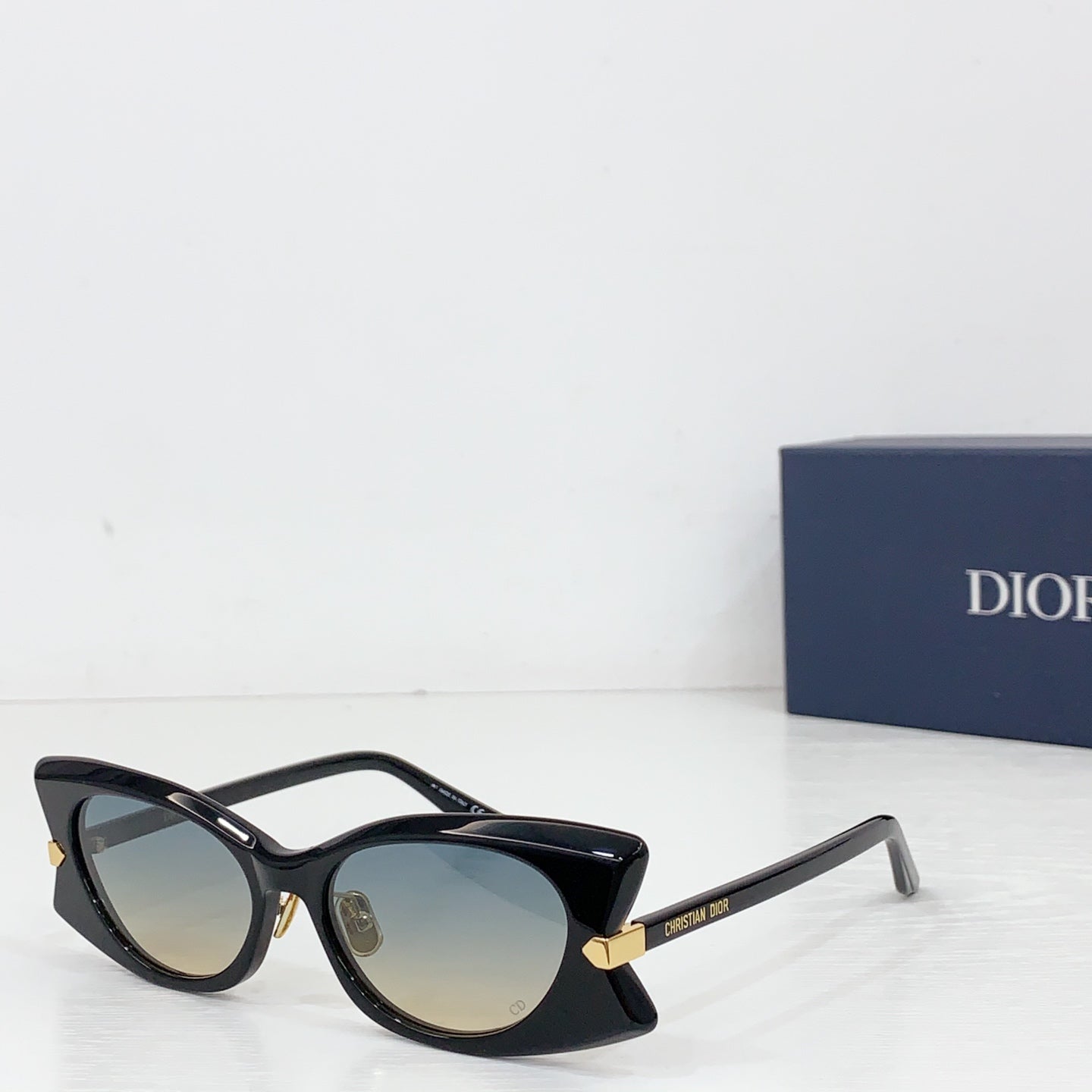 Dior Butterfly S2F Sunglasses