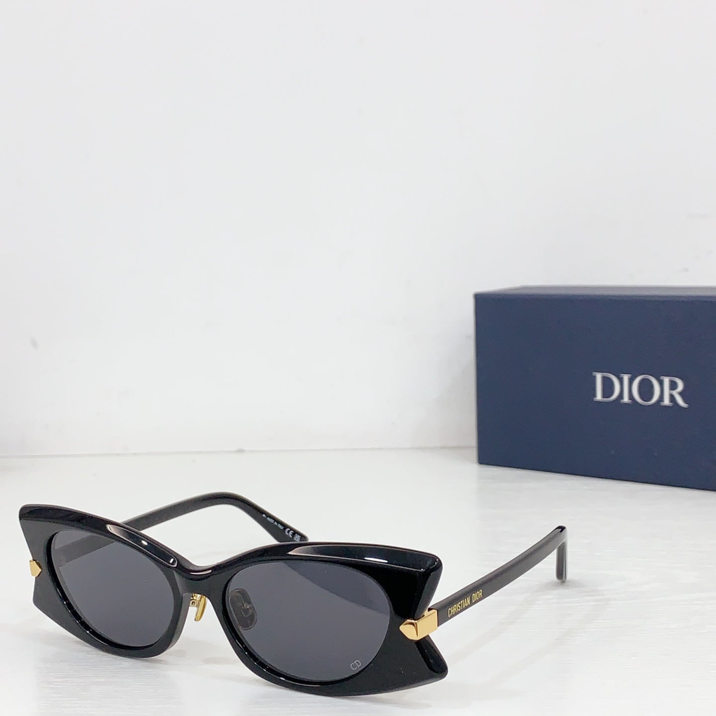 Dior Butterfly S2F Sunglasses