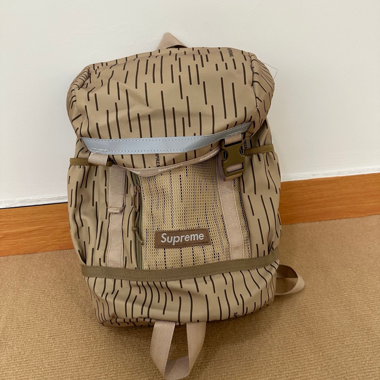 Supreme Reflective Grid Backpack – FW24
