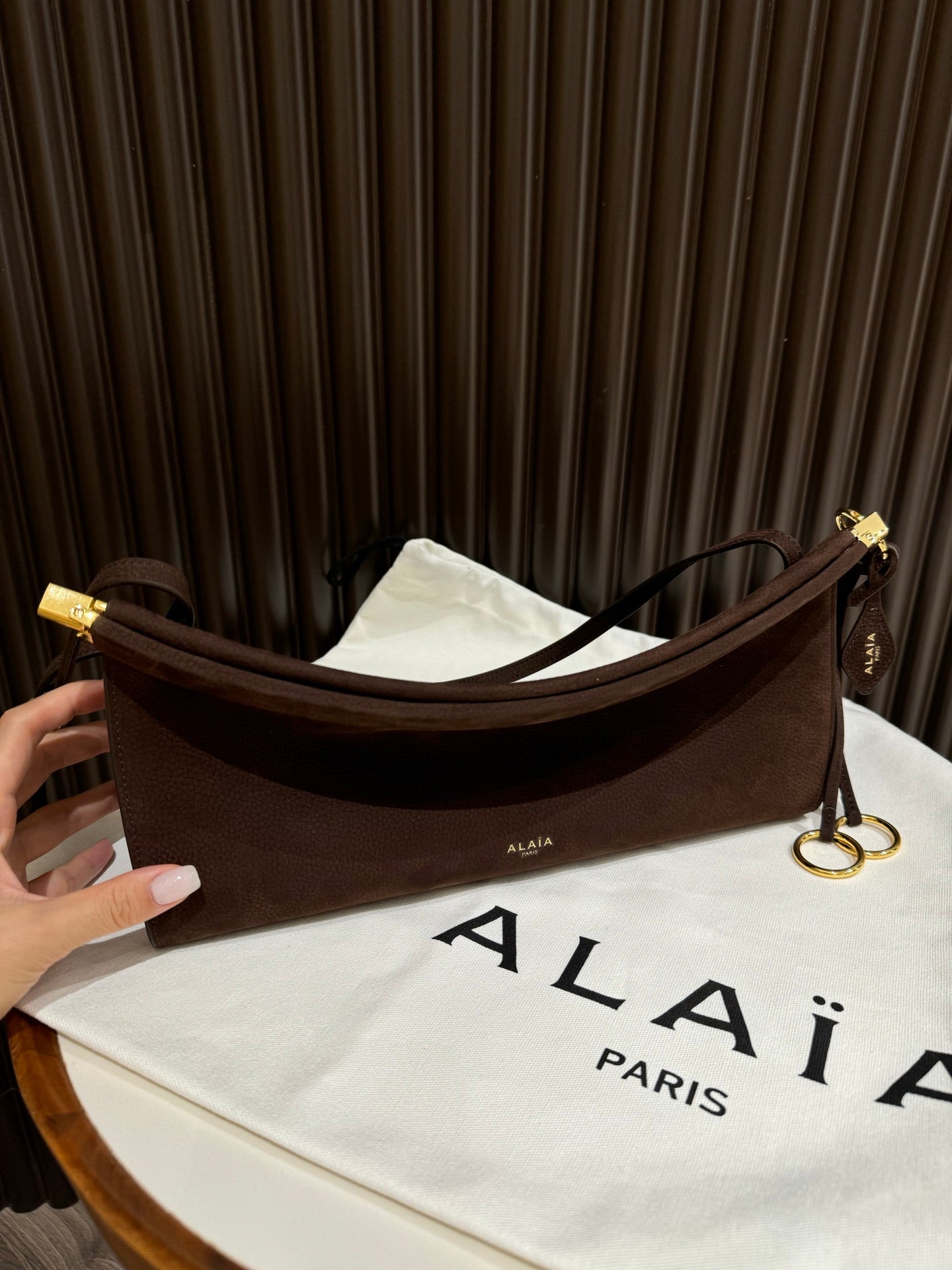 Alaïa Le Click Arc Bag