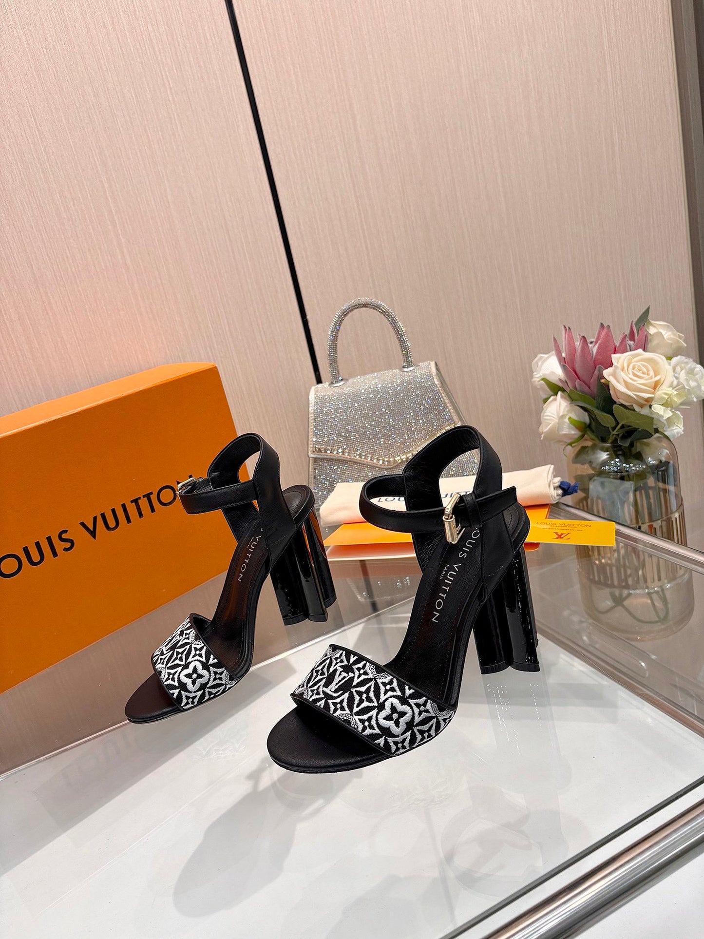 Louis Vuitton Runway Heeled Sandals – Spring/Summer Collection – 25SS