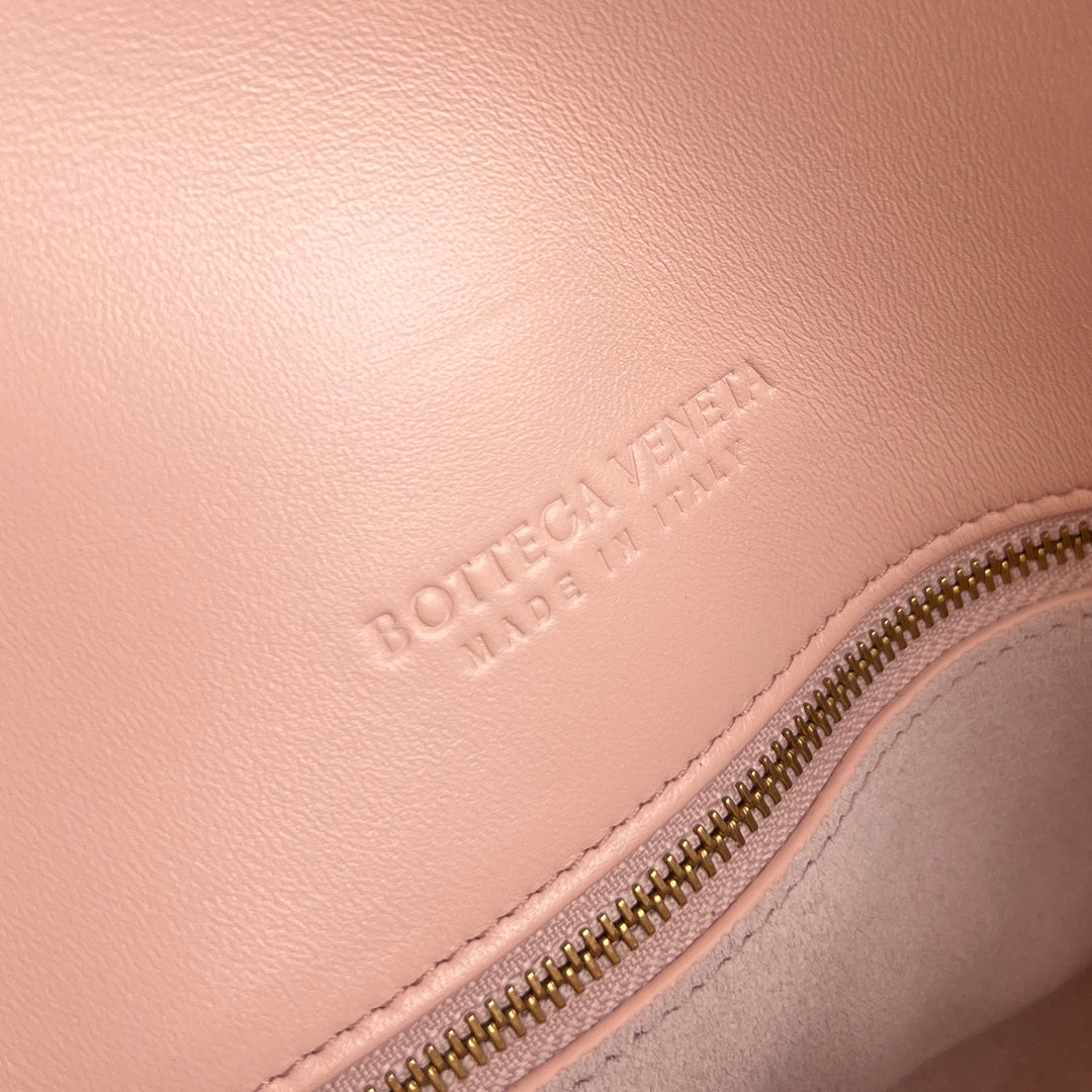 Bottega Veneta Small Liberta Handbag – 24FW