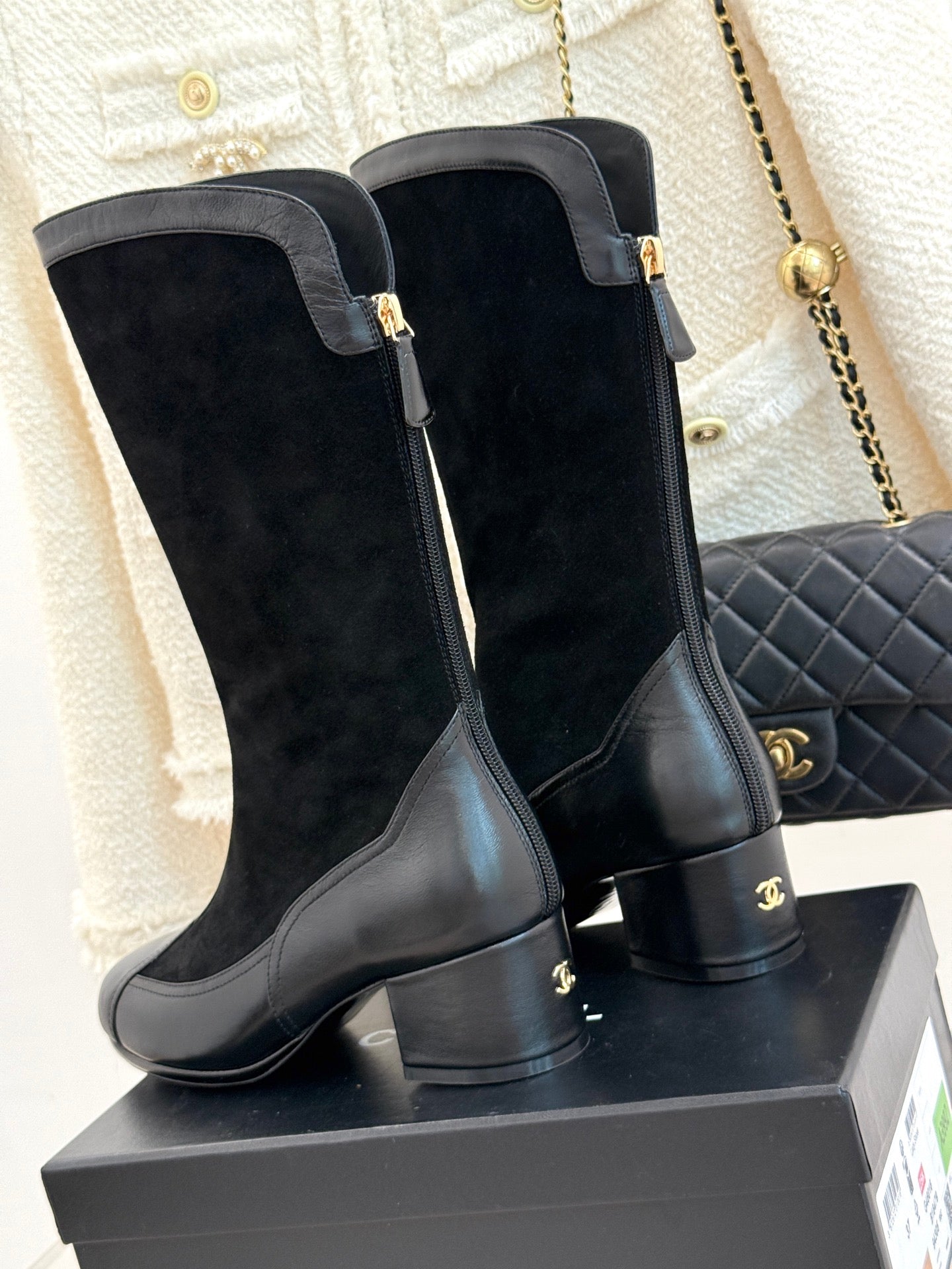 Chanel 25K Color-Block Chunky Heel Knee-High Boots – Autumn/Winter Collection