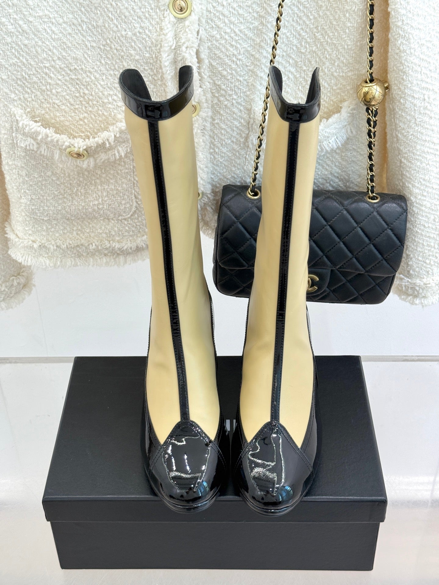 Chanel 25K Color-Block Chunky Heel Knee-High Boots – Autumn/Winter Collection