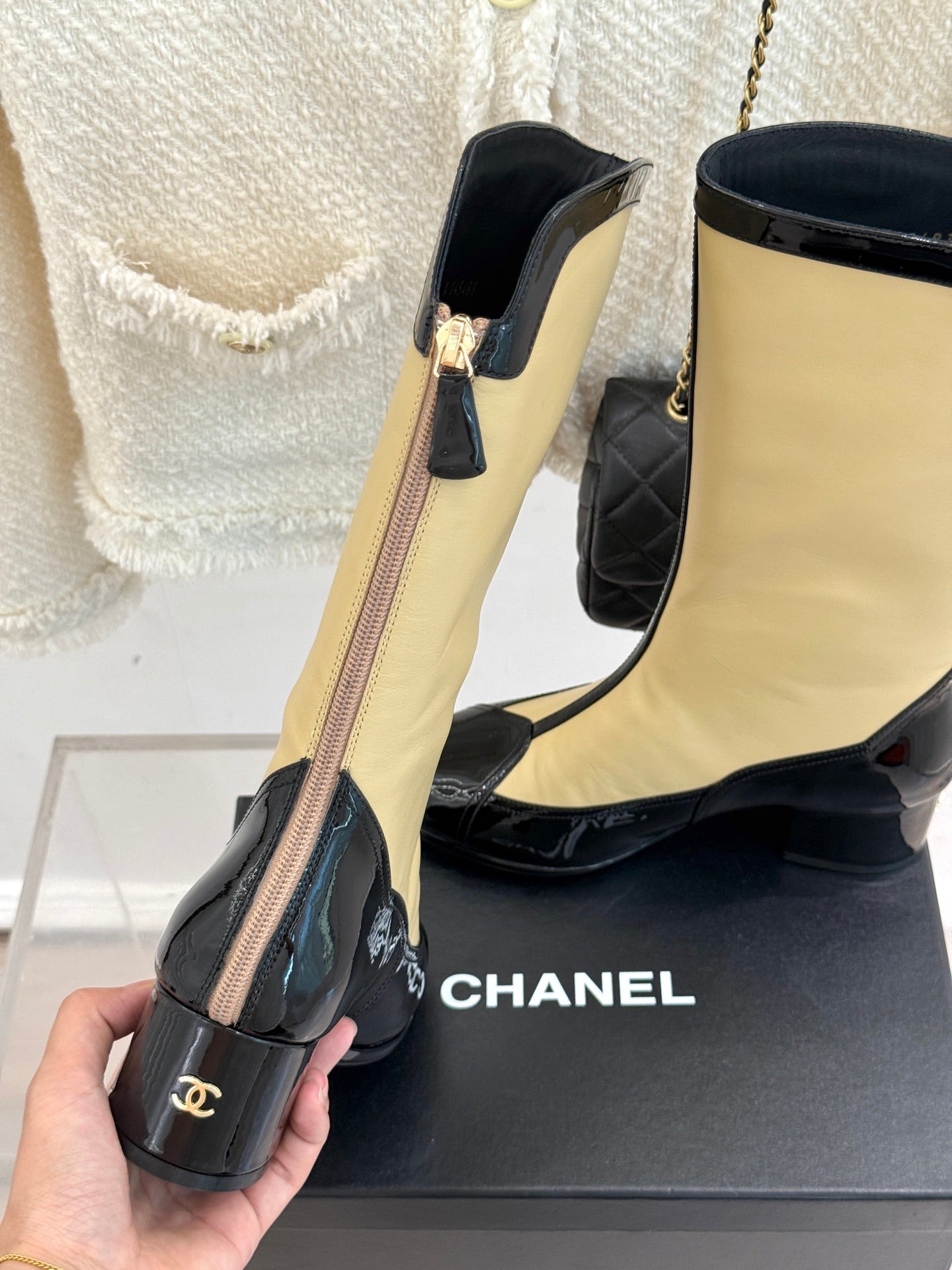 Chanel 25K Color-Block Chunky Heel Knee-High Boots – Autumn/Winter Collection