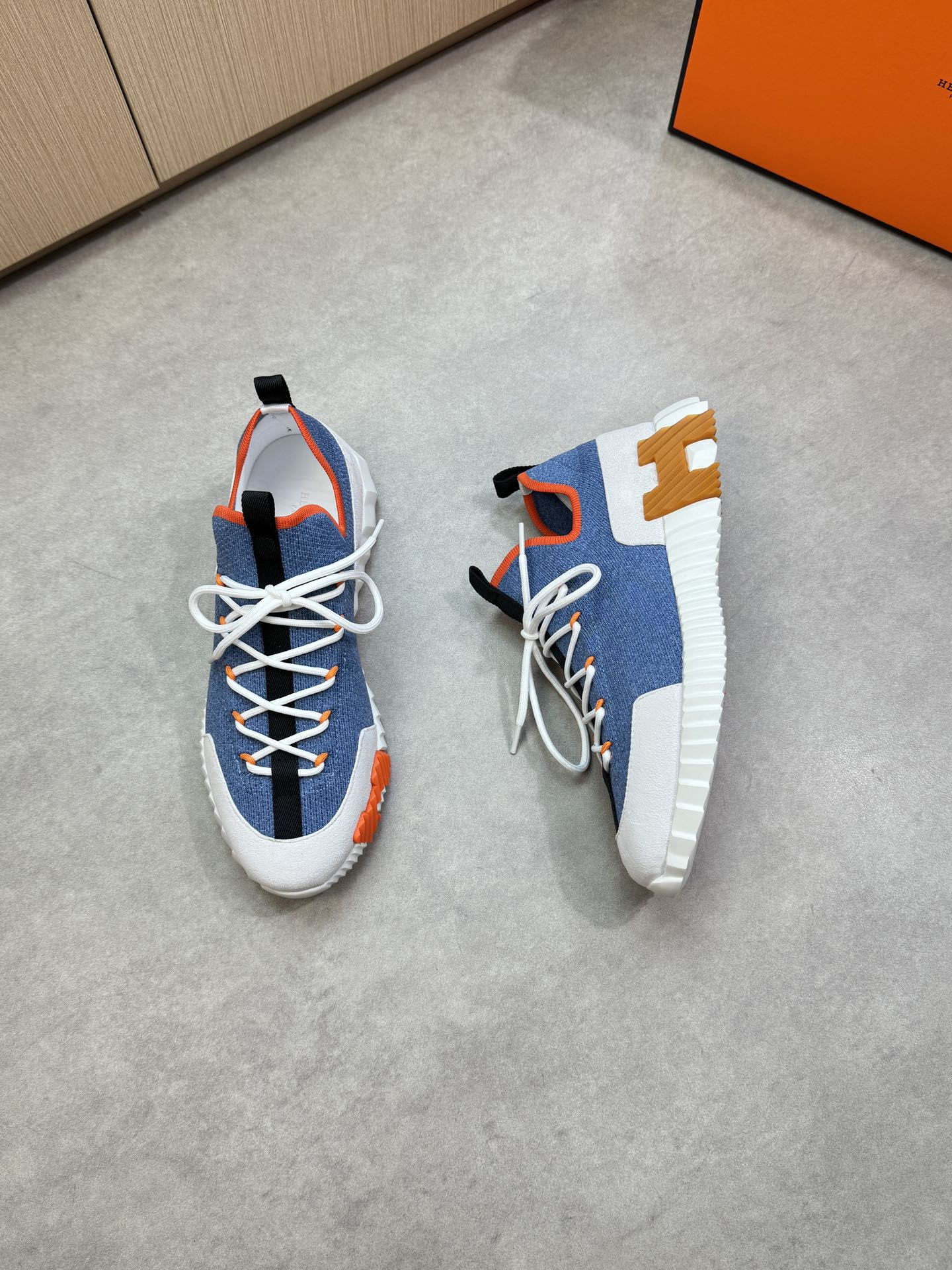Hermès Casual Sports Sneakers
