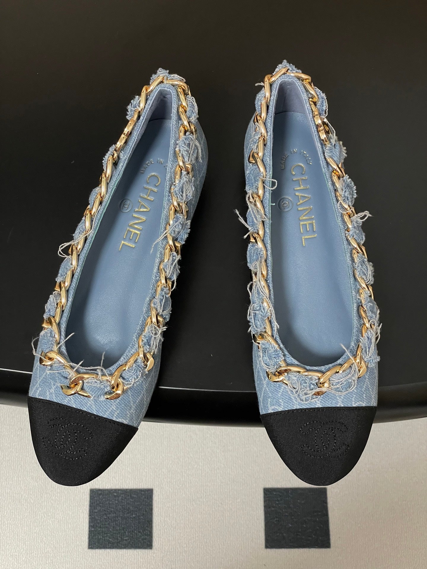 Chanel Chain Detail Double C Flats – 25A Autumn Collection