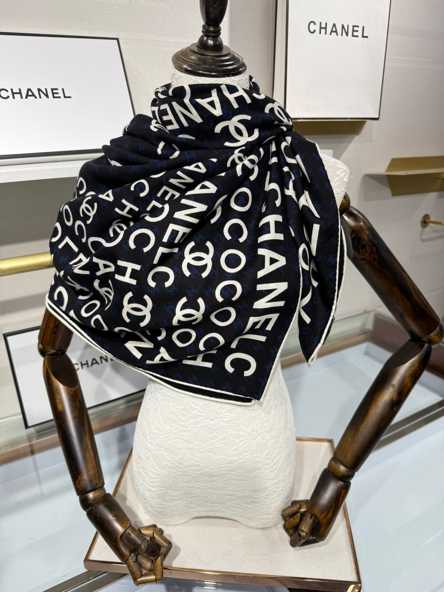 Chanel Silk Cashmere Scarf – 2025 Fall/Winter Collection