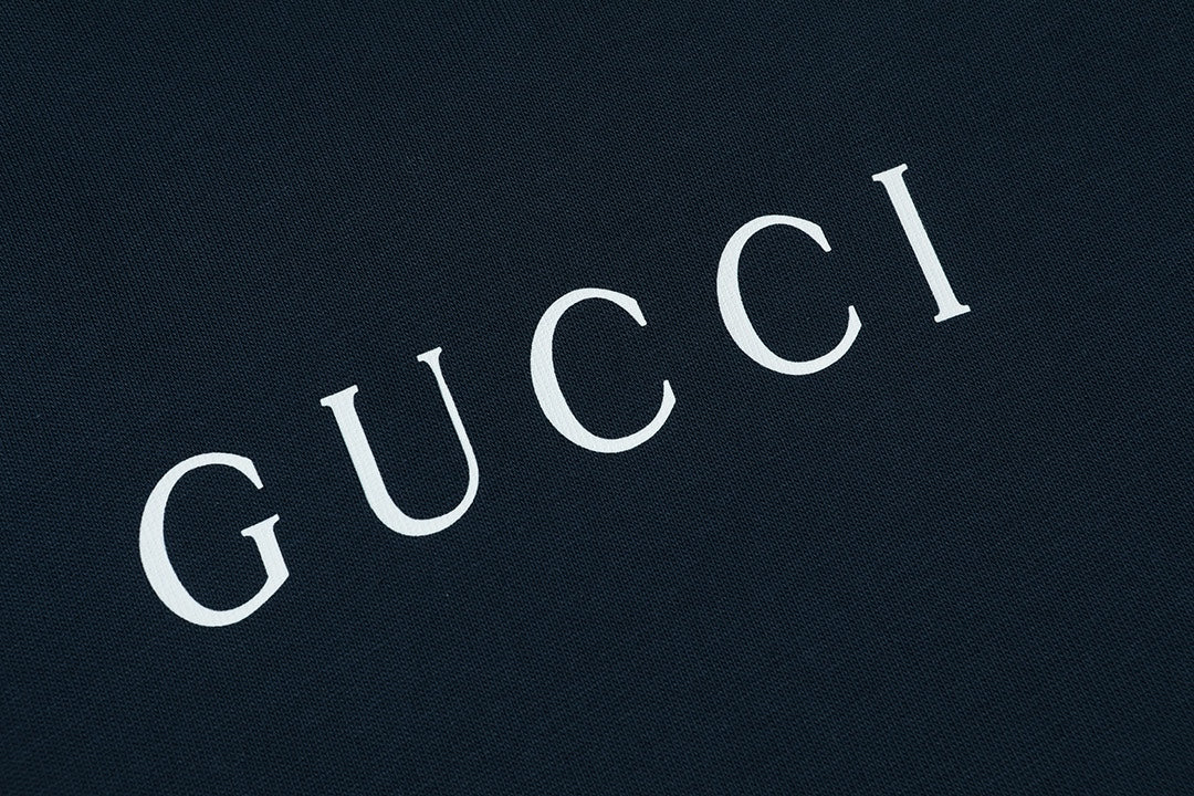 Gucci Digital Print Small Letter Logo T-Shirt – 2025SS