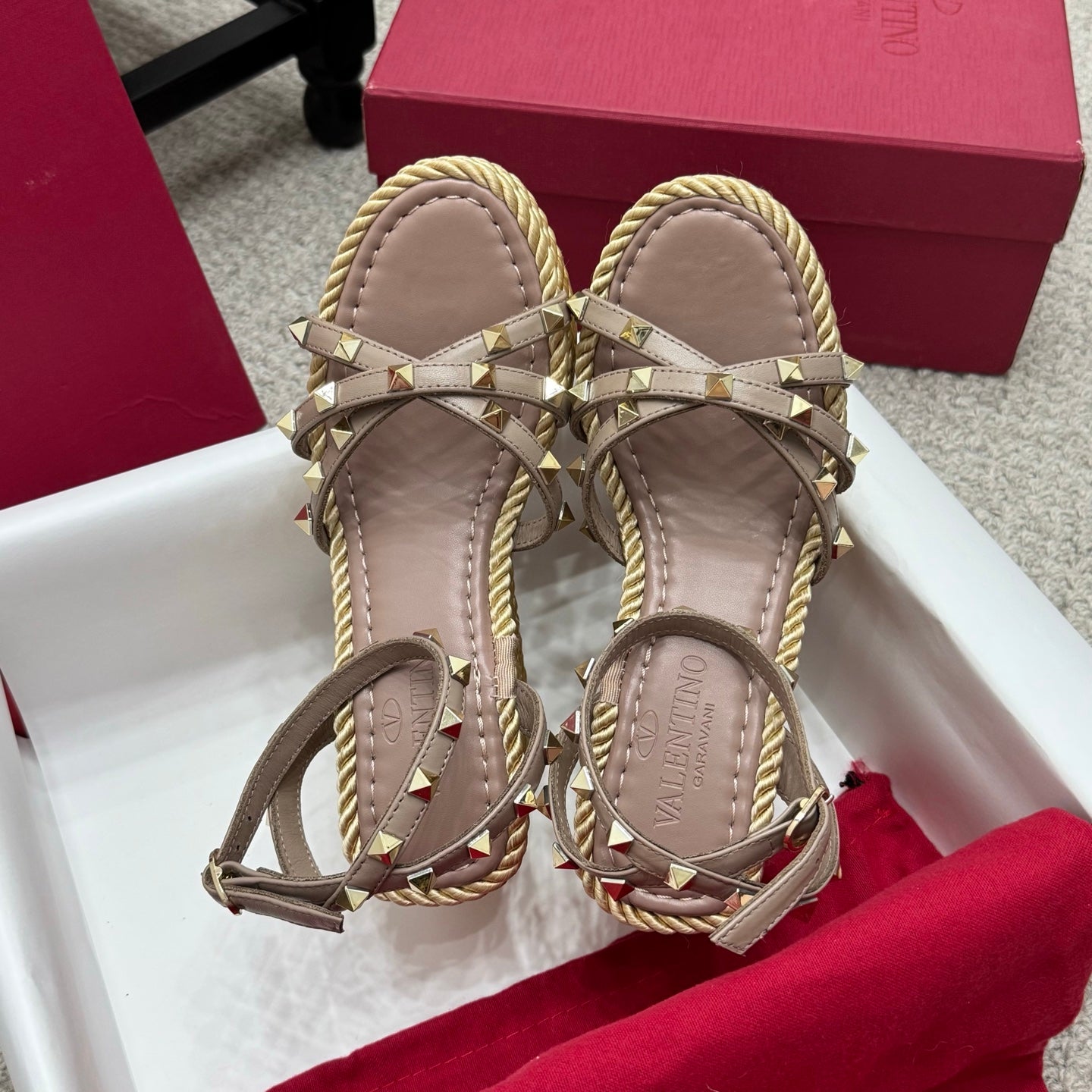 Valentino Rivet Hemp Rope Woven Wedge Sandals – Spring/Summer Collection