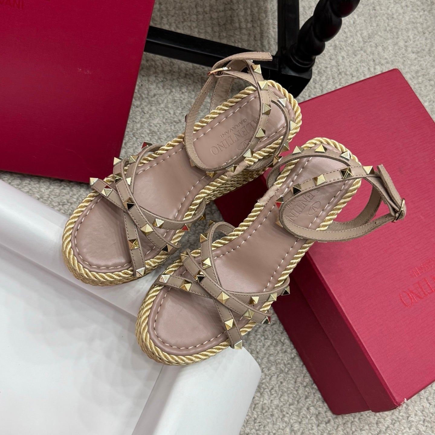 Valentino Rivet Hemp Rope Woven Wedge Sandals – Spring/Summer Collection