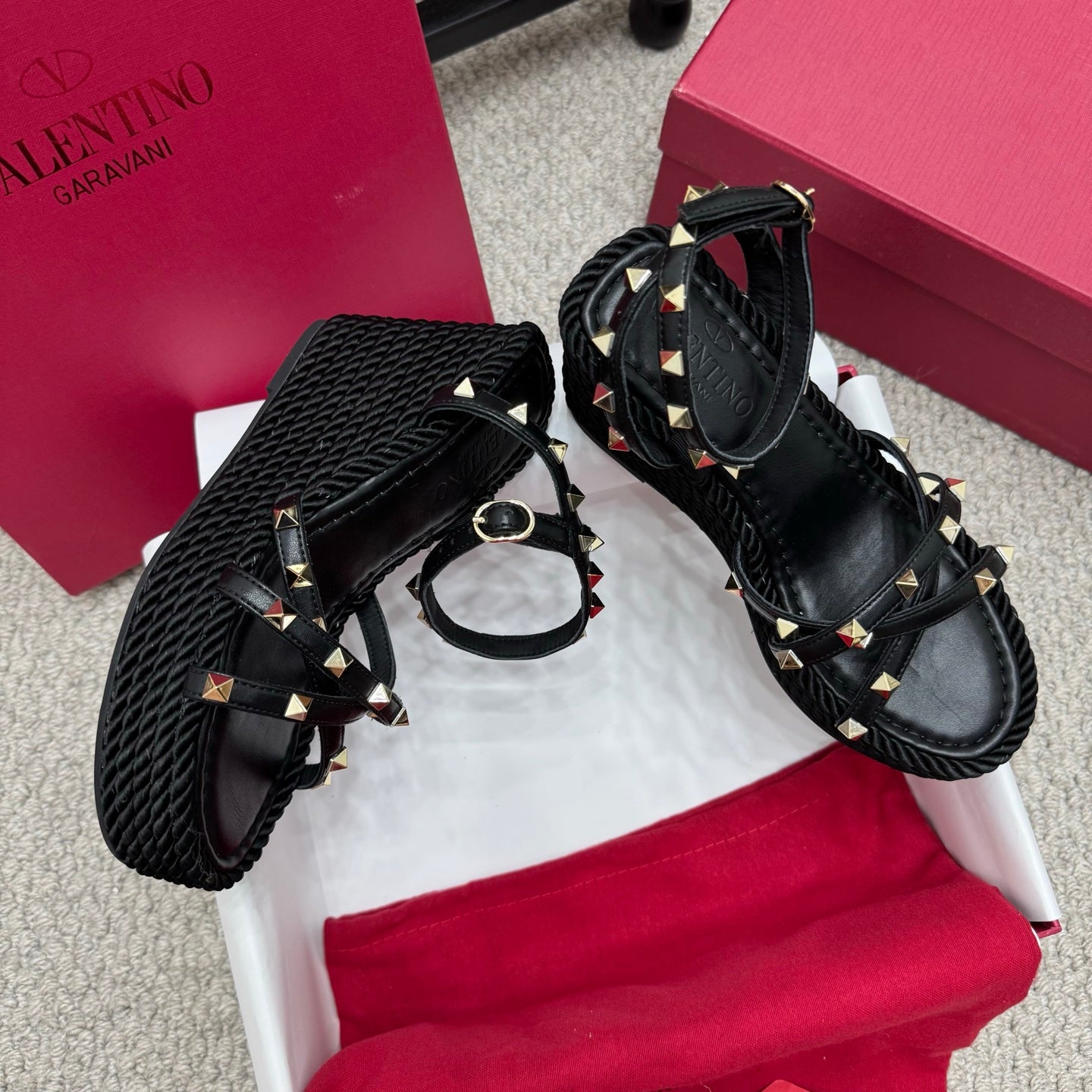 Valentino Rivet Hemp Rope Woven Wedge Sandals – Spring/Summer Collection